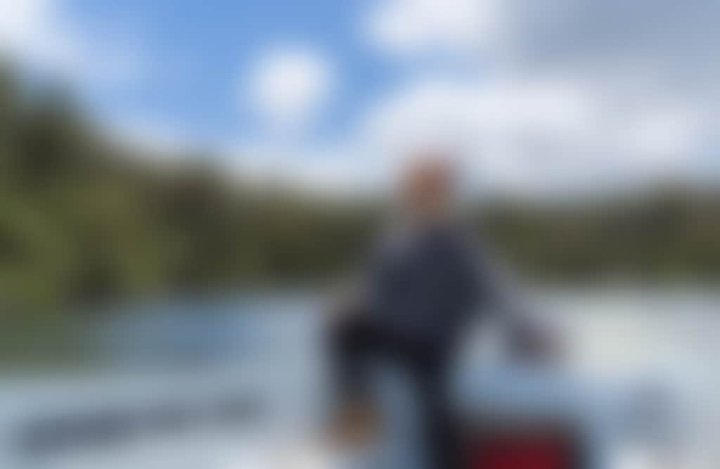Mallacoota boat hire on lake for boating and fishing
