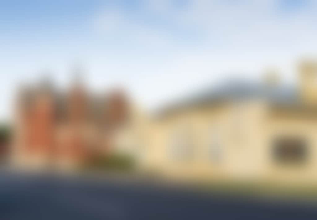 Bairnsdale Art Gallery view of the historic buildings from the street