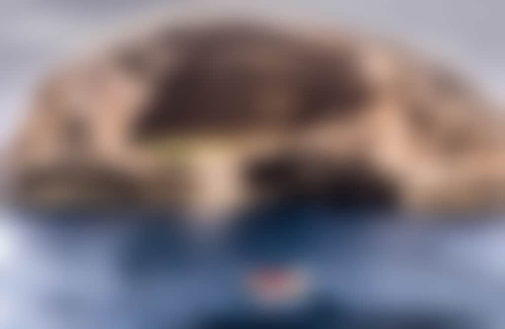 Pennicott Wilderness Journeys Wilsons Promontory Cruise Skull Rock