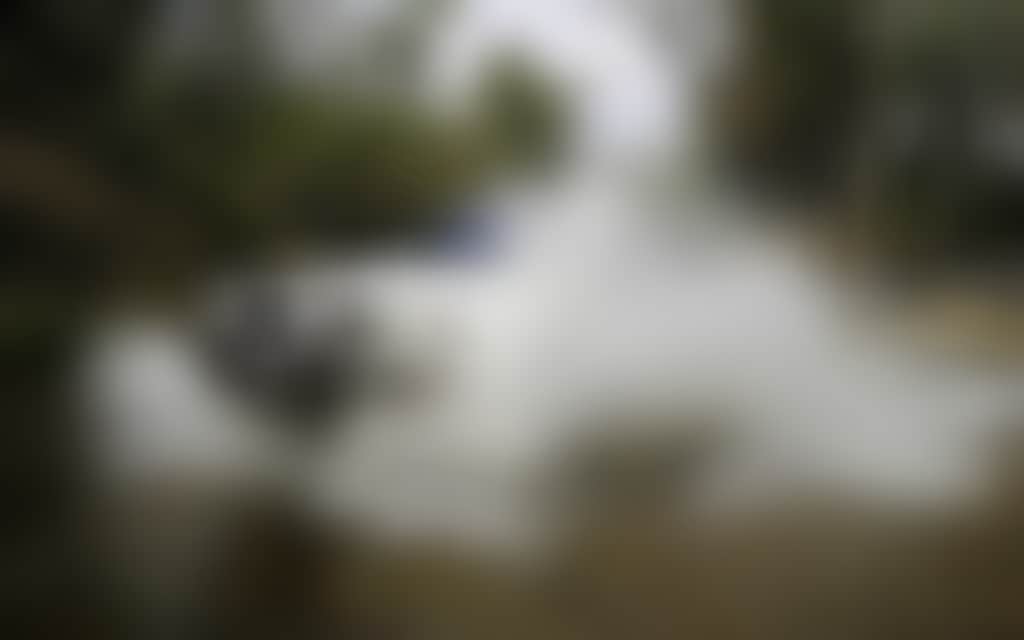4 WD river crossing