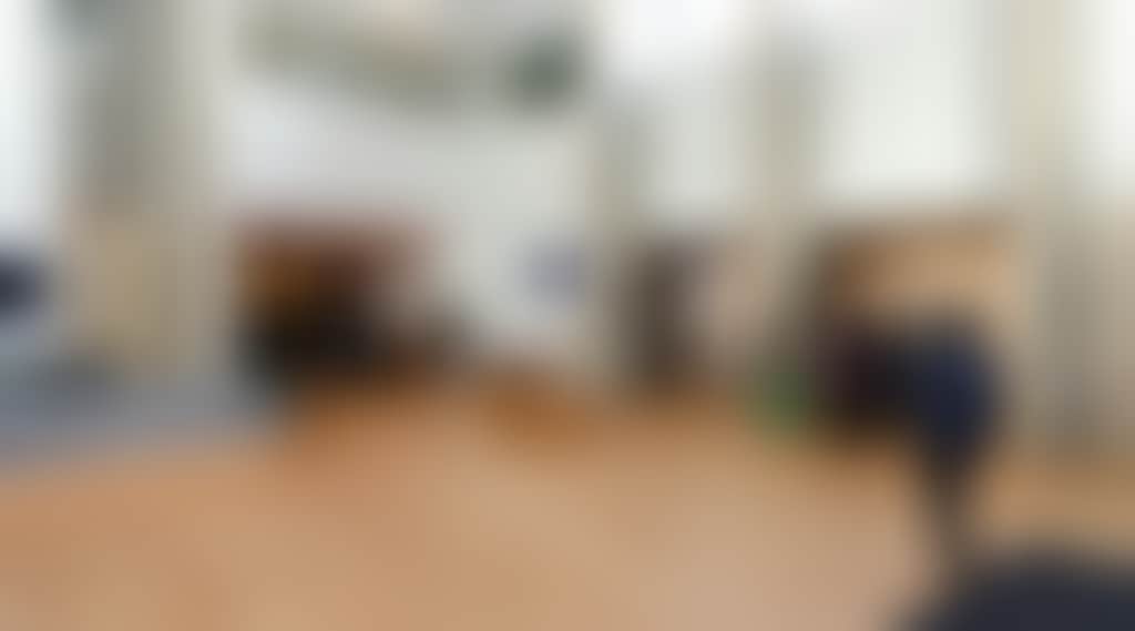 Db005B325748F74C0F3D5279701C1762