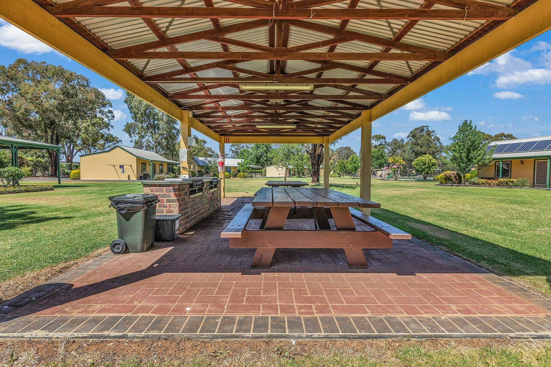 Bb40124C48F0C5399Deb250B6735758F