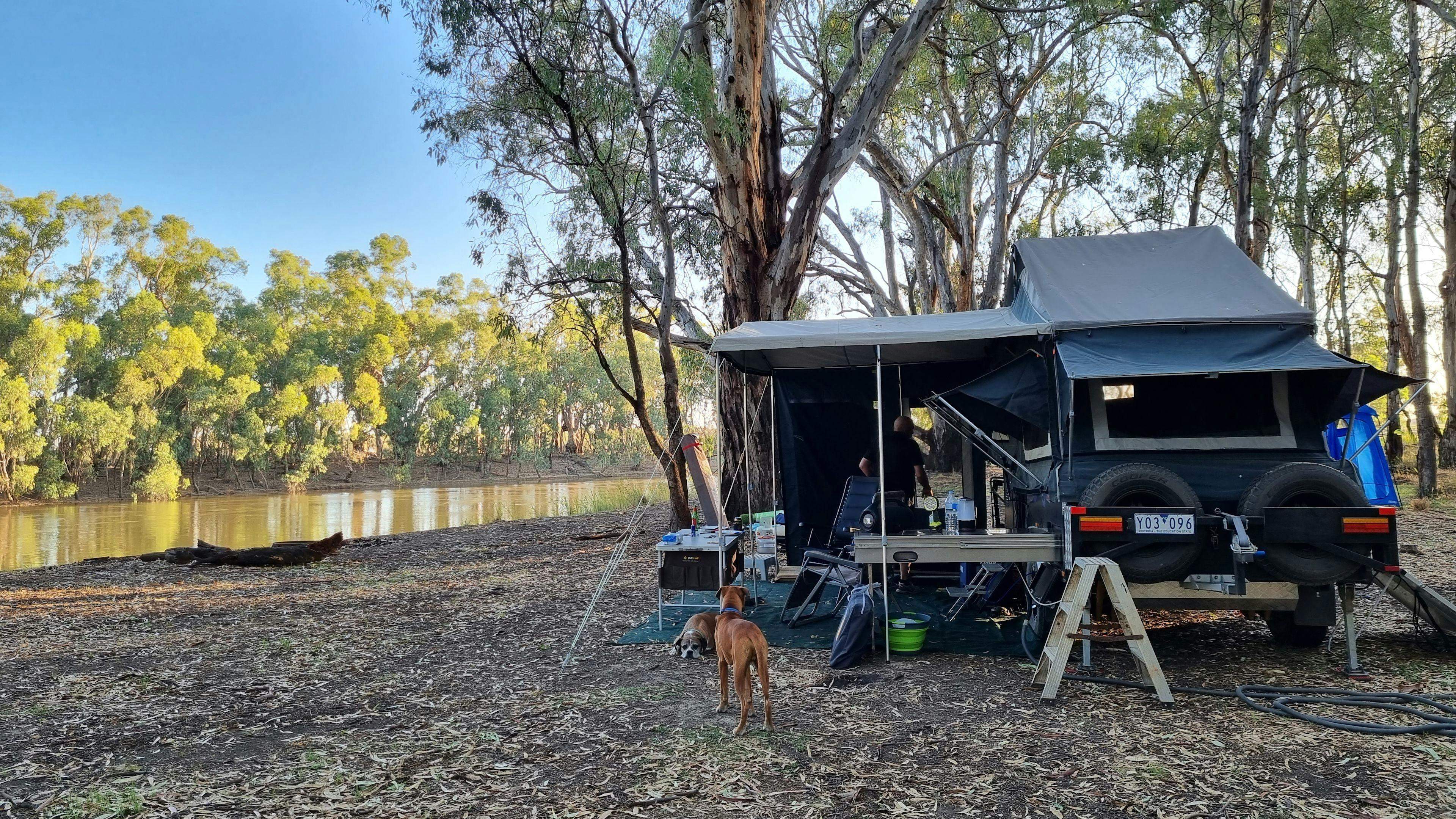 Murray-View-Murray-River-Pig-Bend_Iv46Hl0