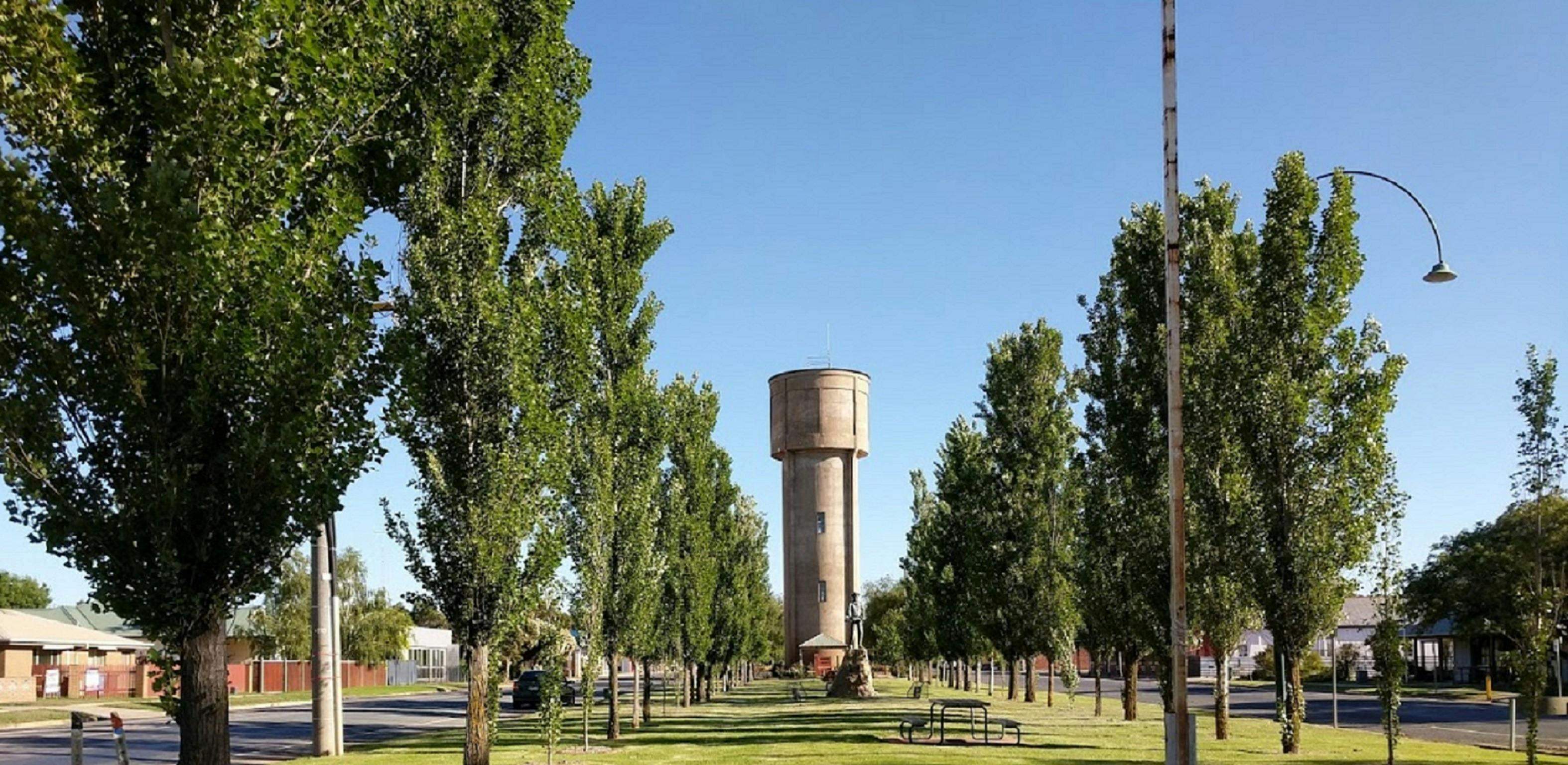 24Ff87B093D5F624A36A9A928C5A9816