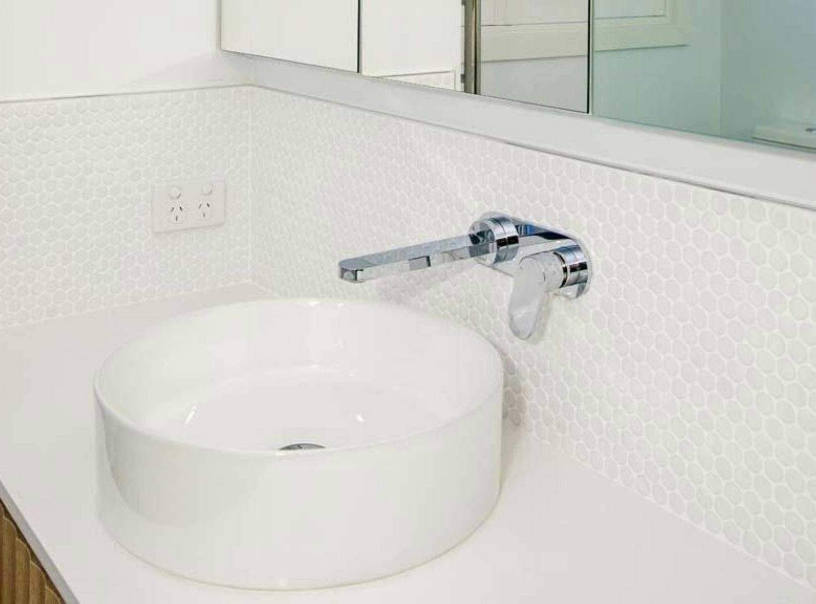 588Cf199E41Aaa1543A3D05Cc178F263