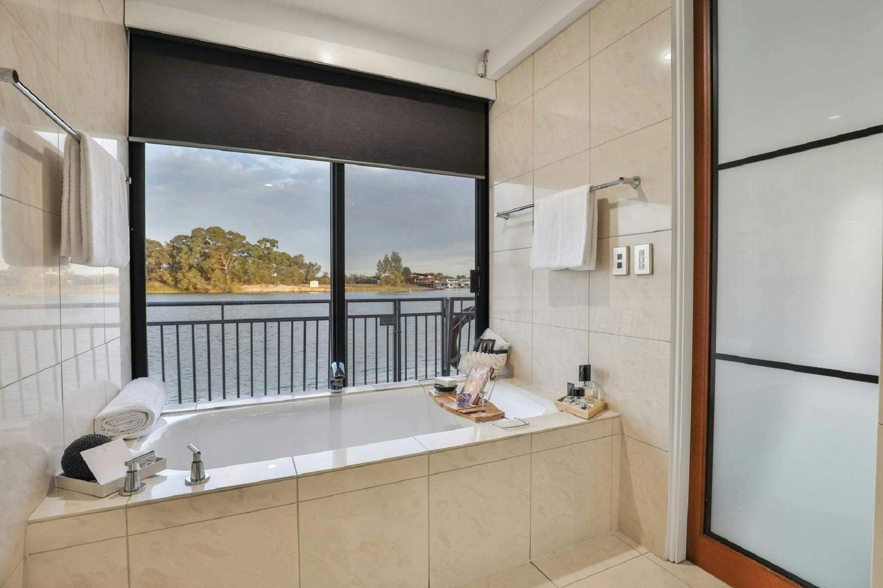 1A5C69D3Be3B9B91Ca342Db02E662F7F