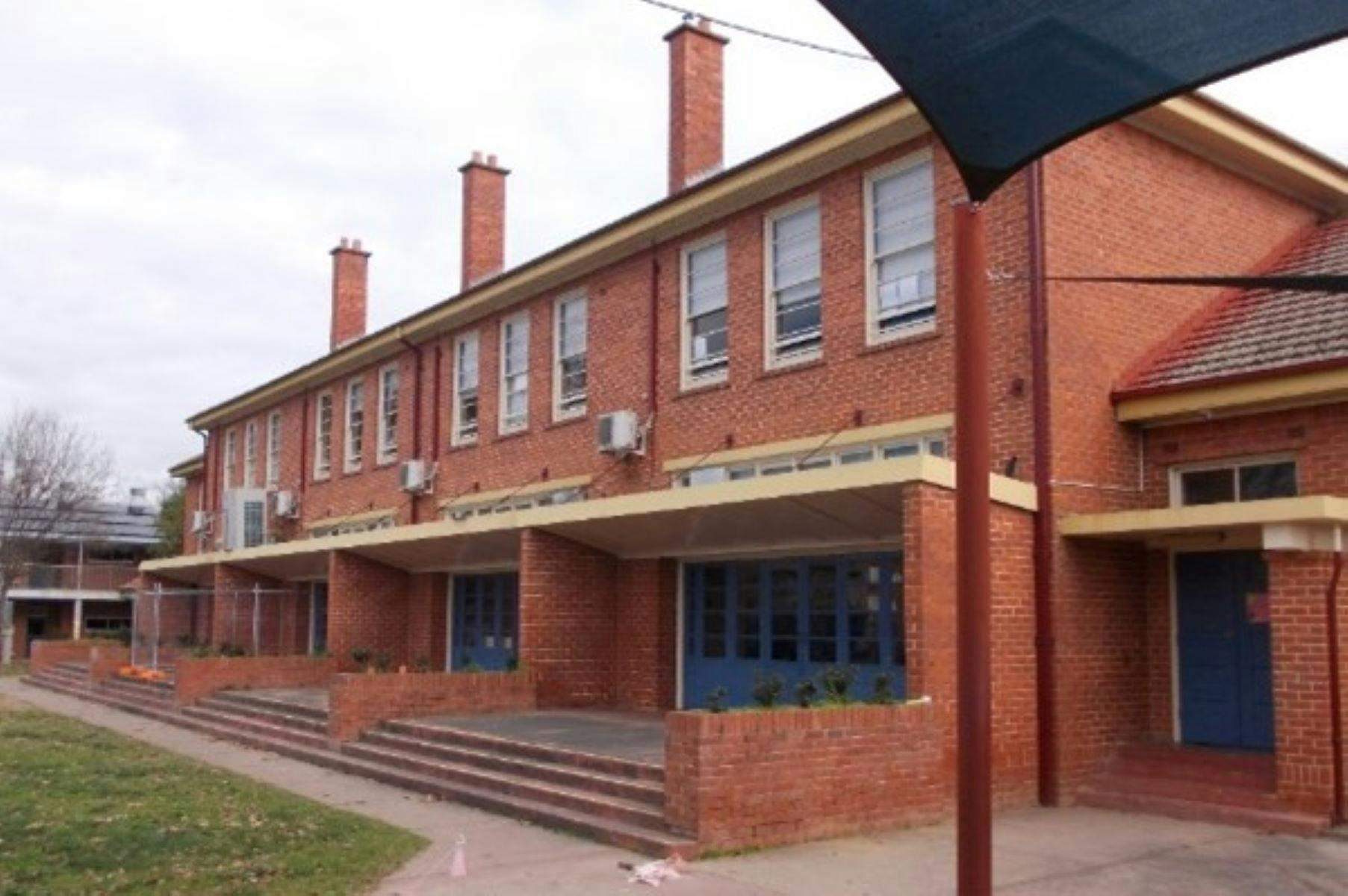 Afba2572287D66F2959E9F882Fc116F8