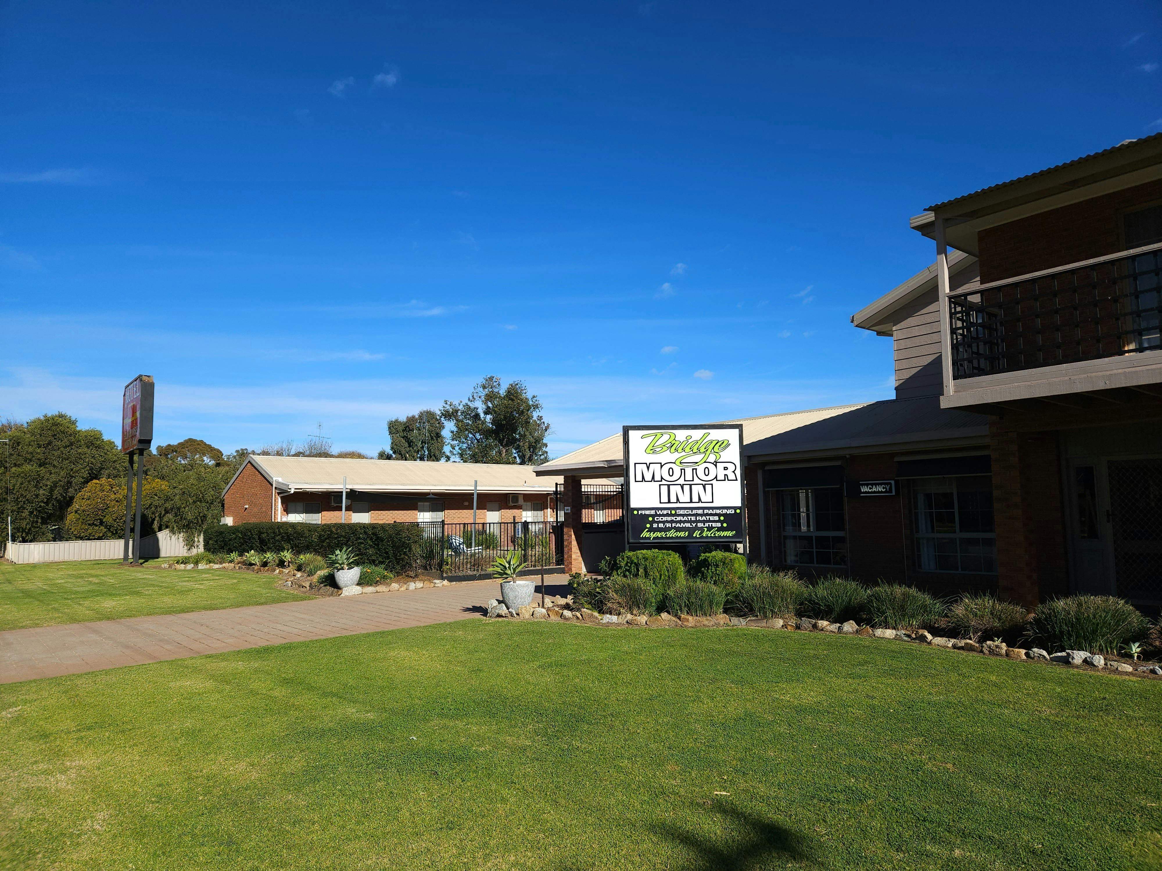 5F813052Af4762Bcf0582B2Fd614F04F