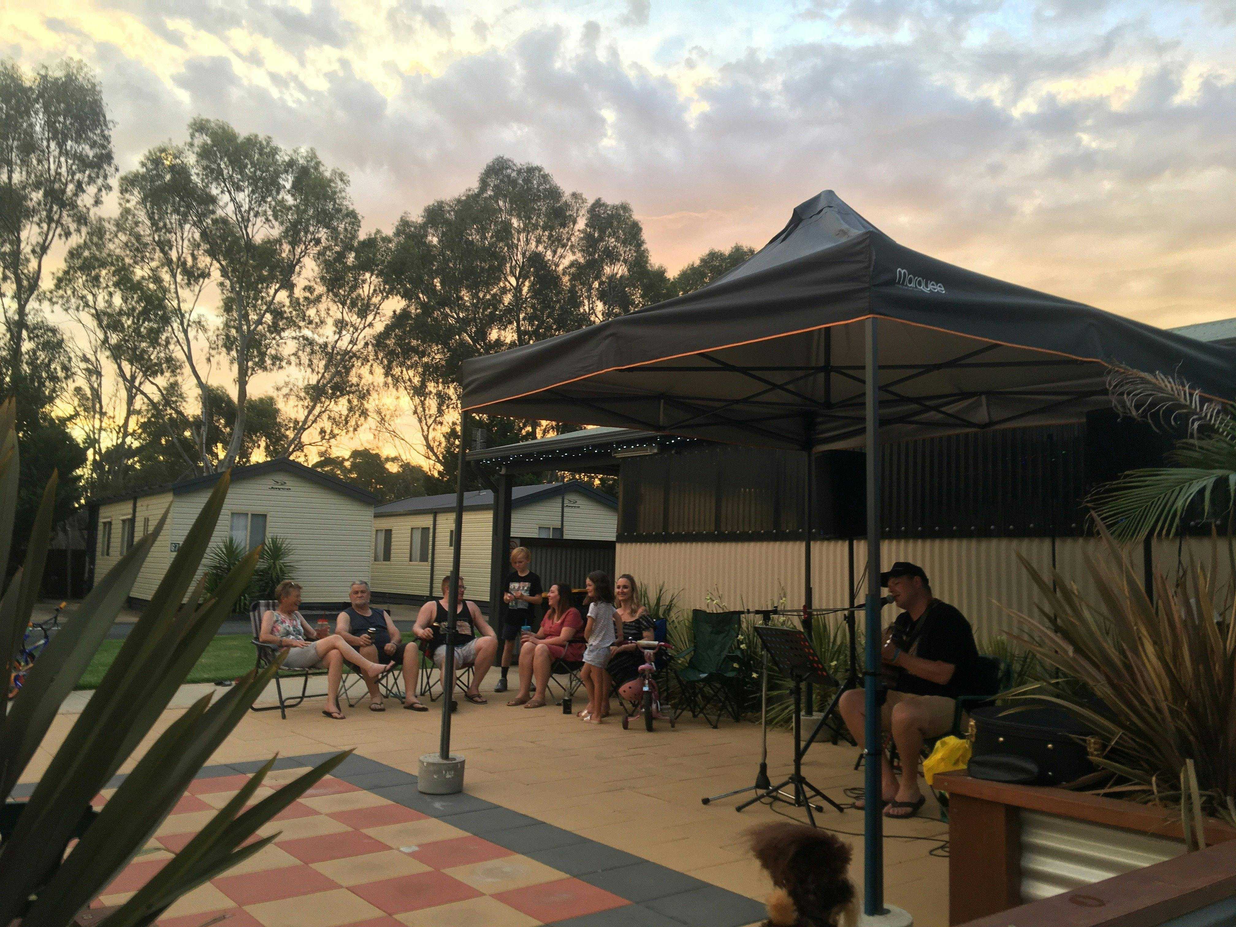 A212F2F2B8Ee54Dfdab1520Bcee572Bb