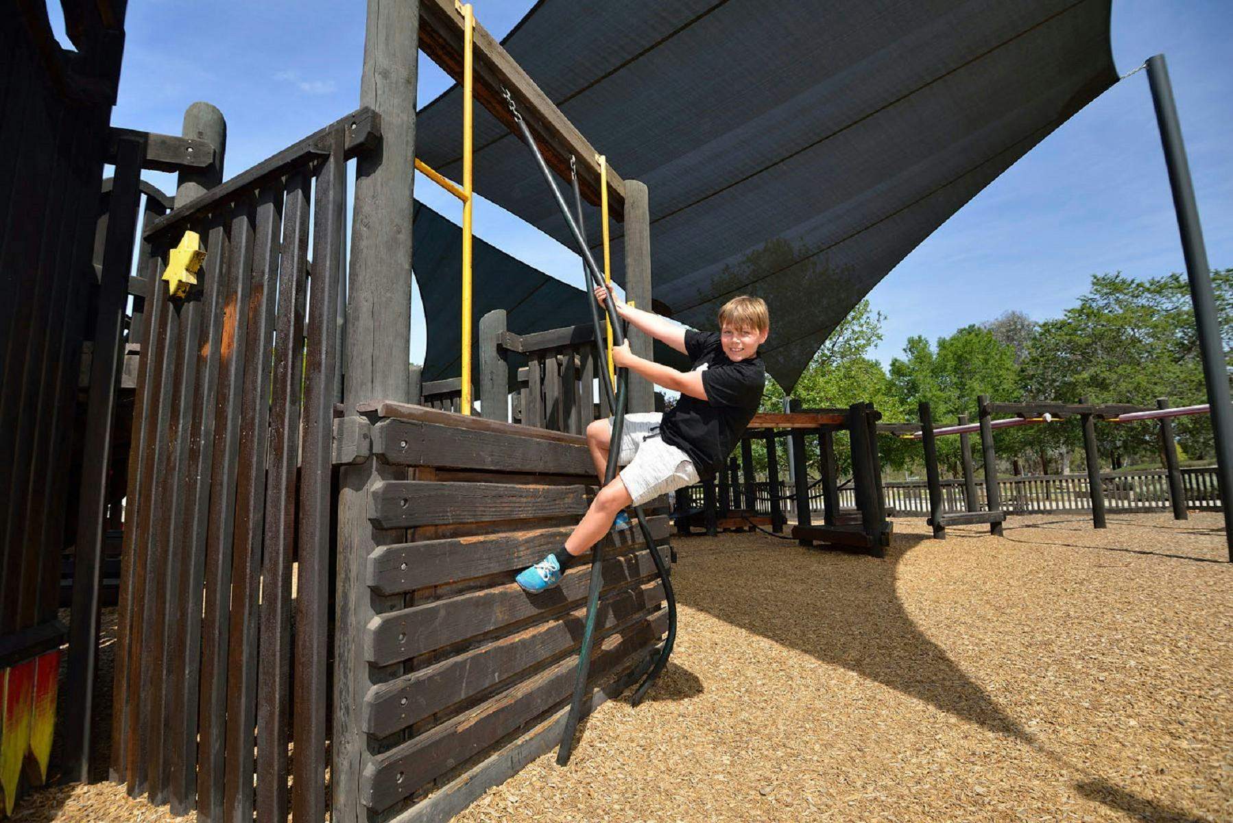 De544341D54D849384E8471Ed0294Cf7