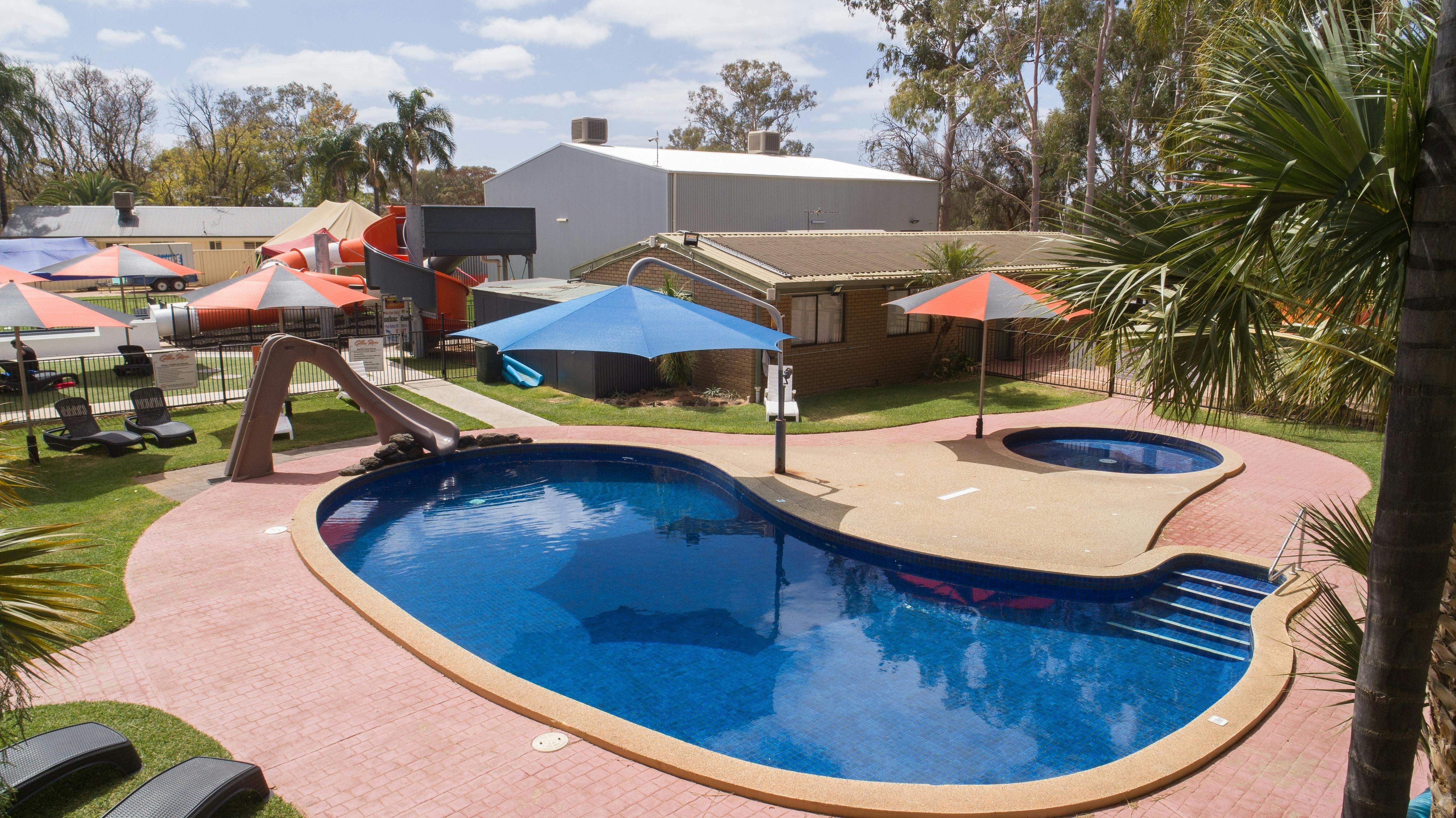 3Fd59635C99876A4Eba4B56Fcf042Adb