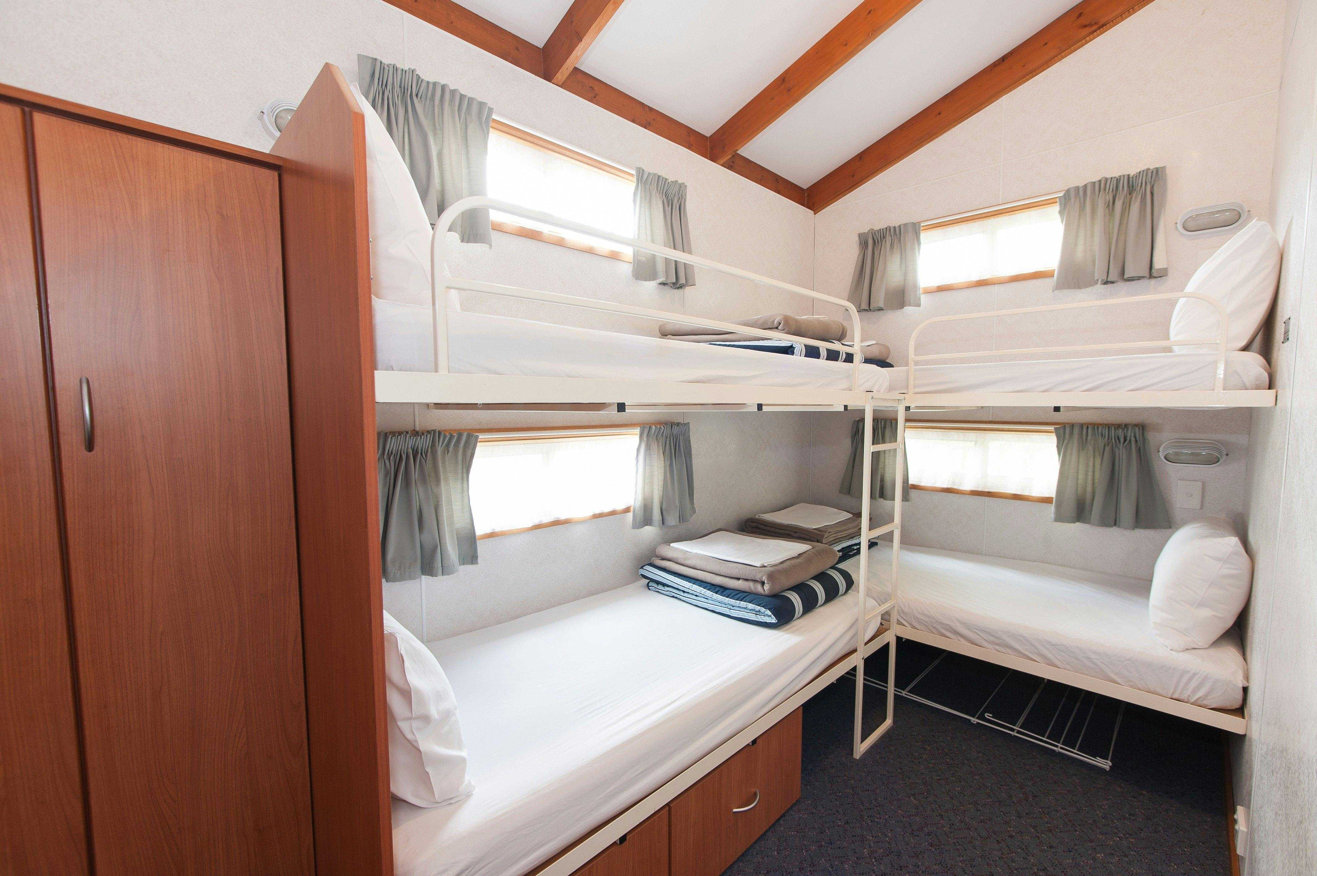 1Cde01D7428F632Fab6C1B9700Ea5Ec0