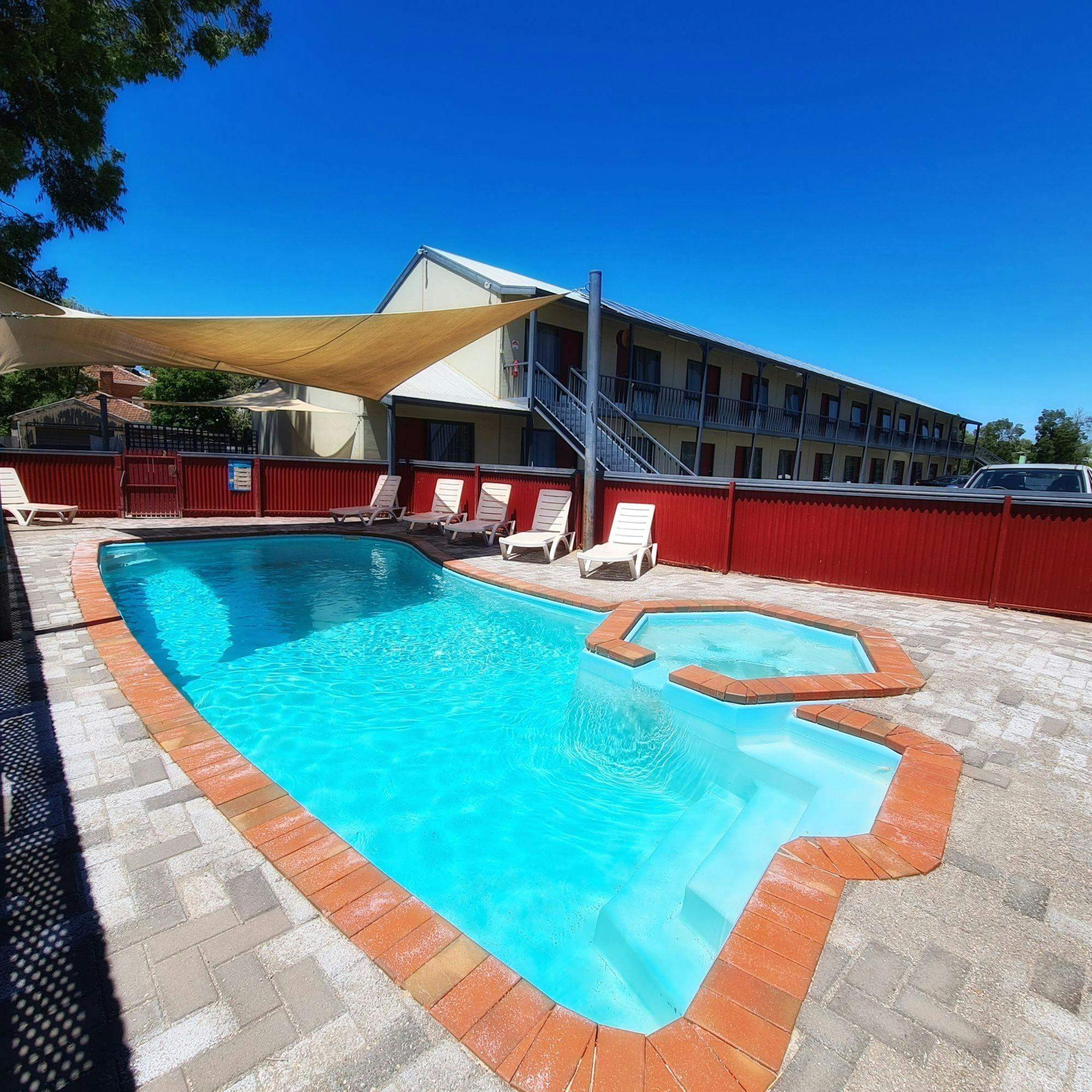 16Be7E5Aced49Fd3Ed056A10B4B57A83