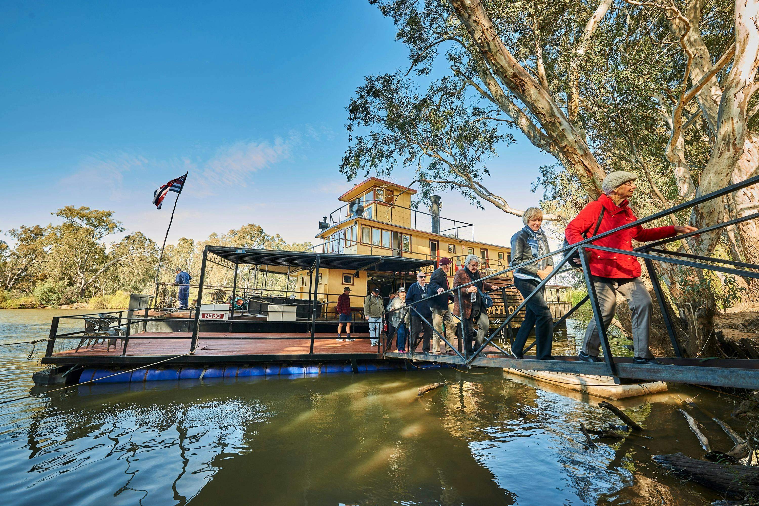 691415164C003D93E9D711A966D4E4Da