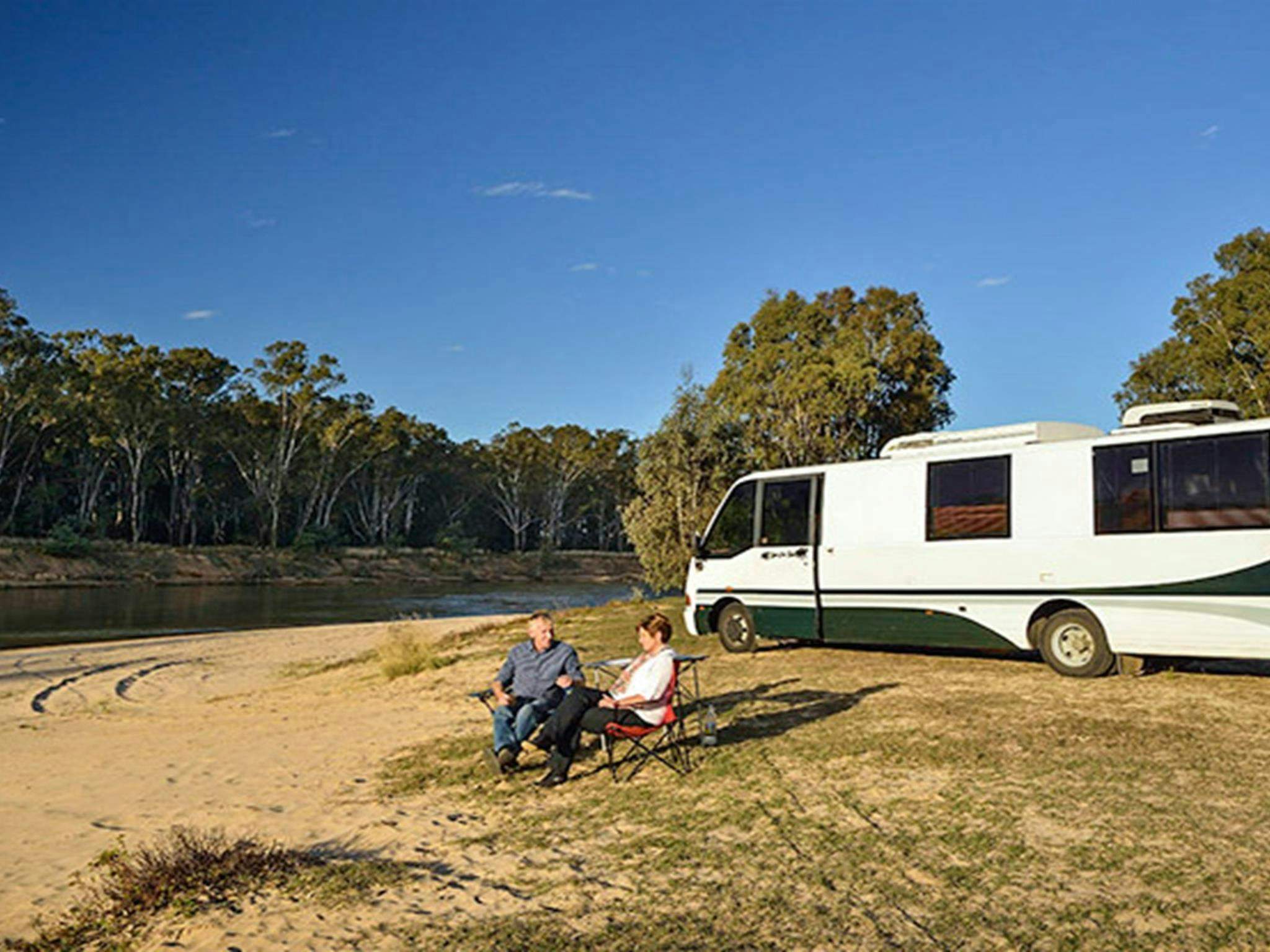Quicks-Beach-Campground-02_7E7Vqbc