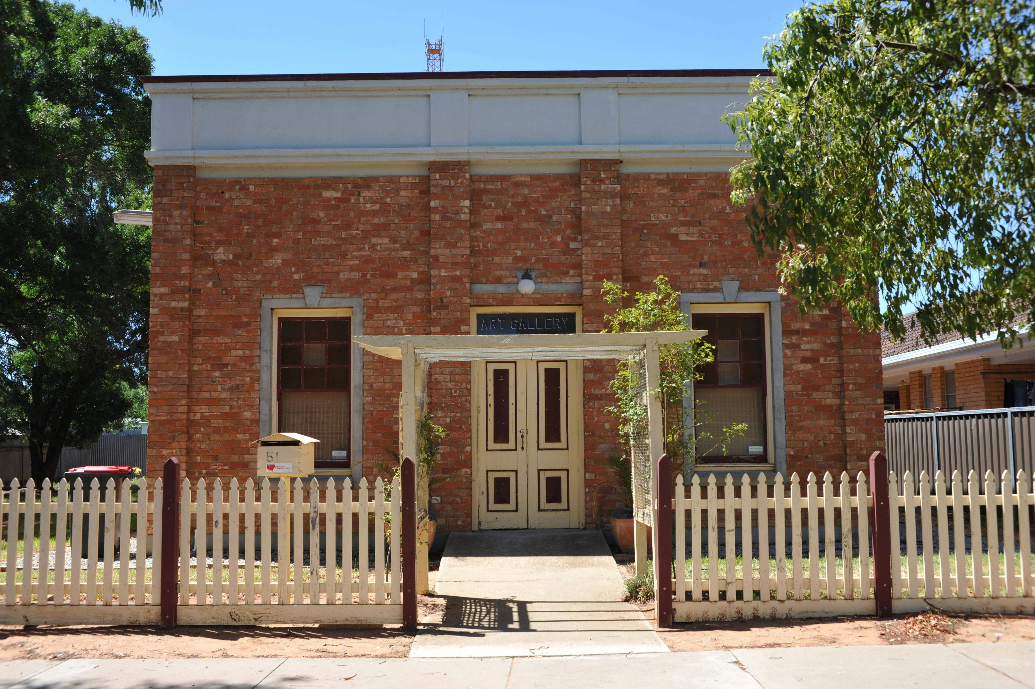 D27A4D16Aa112Af5E5A5A734D2Af0D22