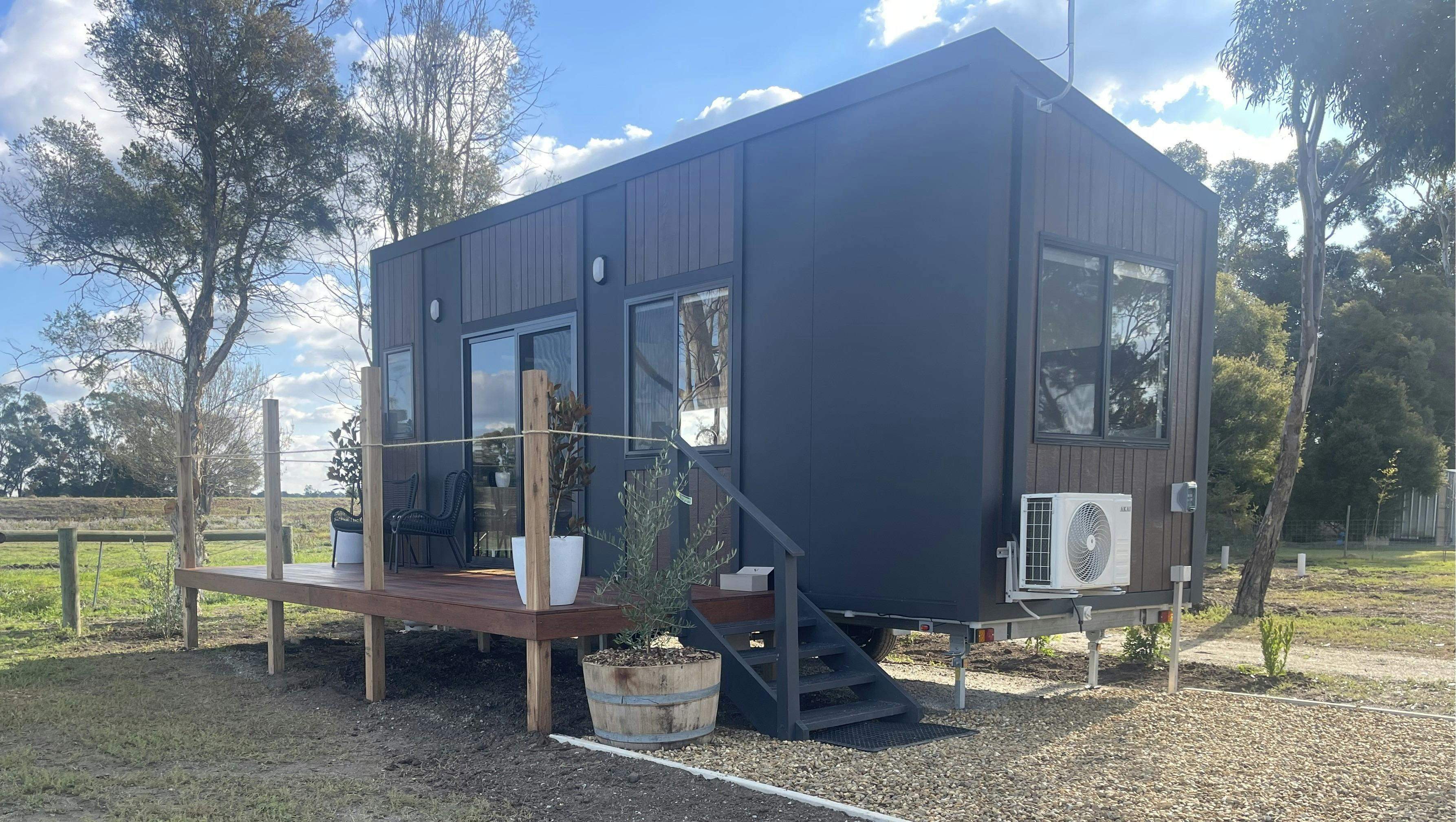 96033Ba46B11D9E11E0D3F1185Dded17