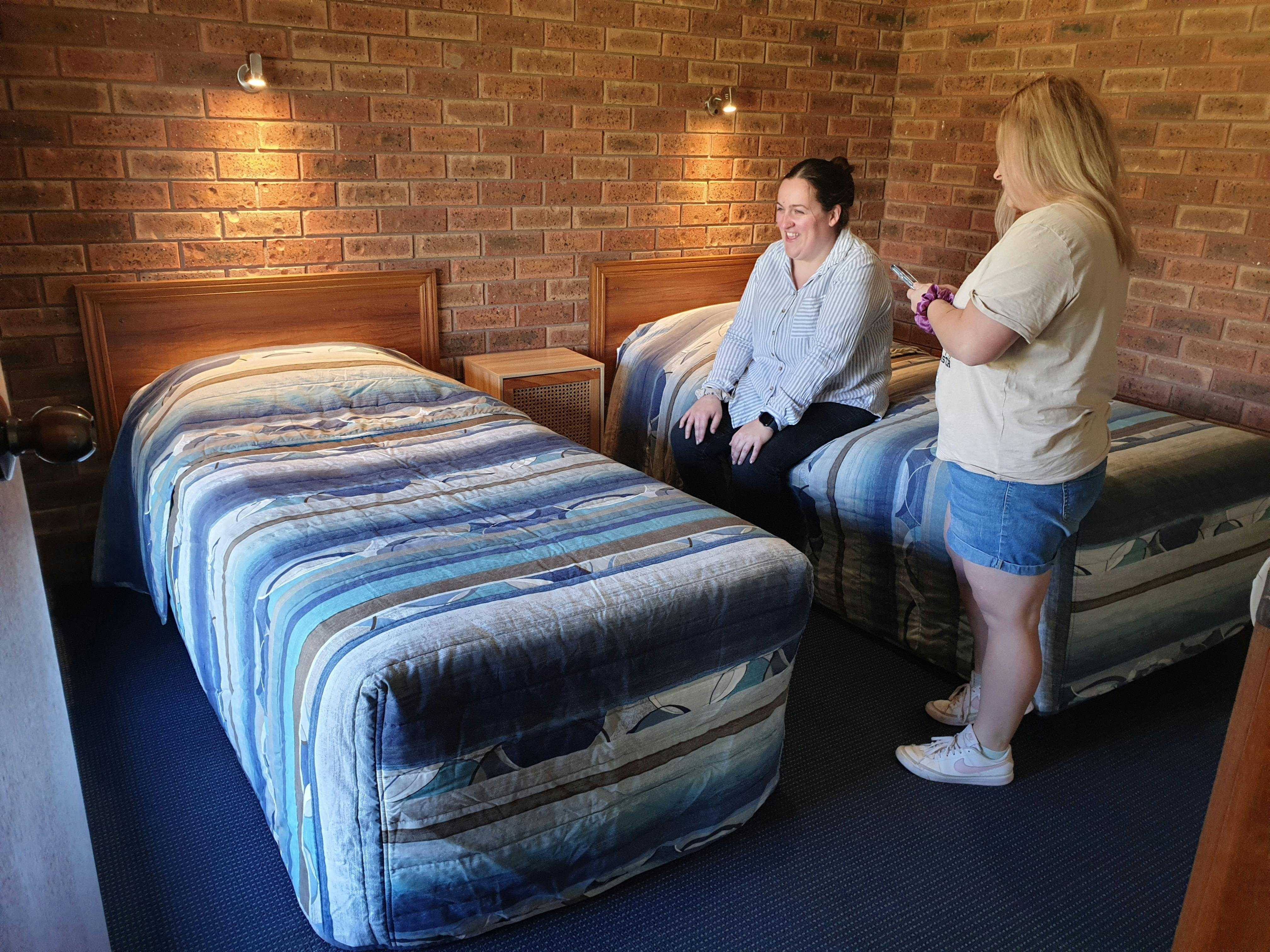 F16C79406840Dbb0F418339Ff27B9Cb2