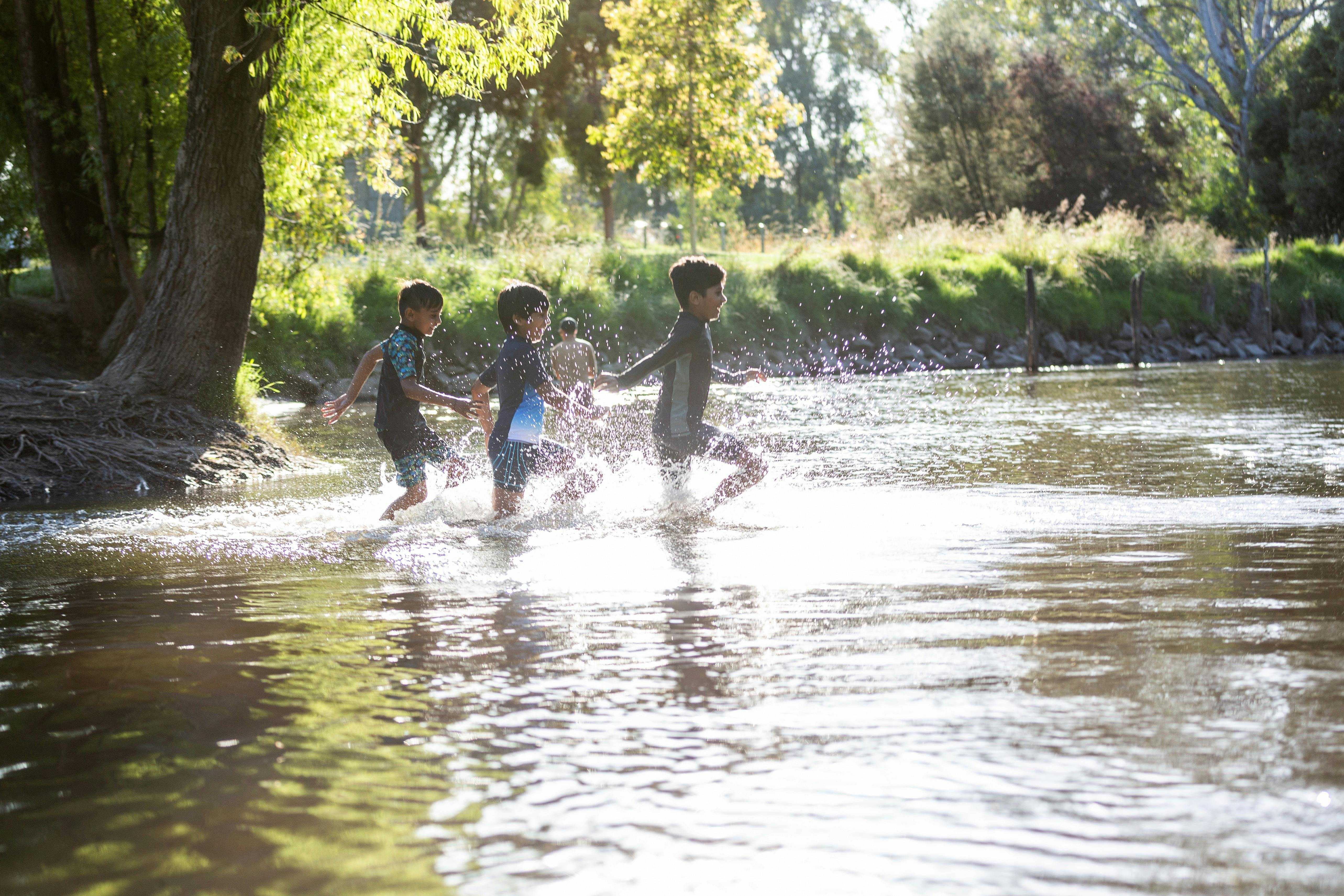 C98519F0A12F1900Cdfd6Cd317257805