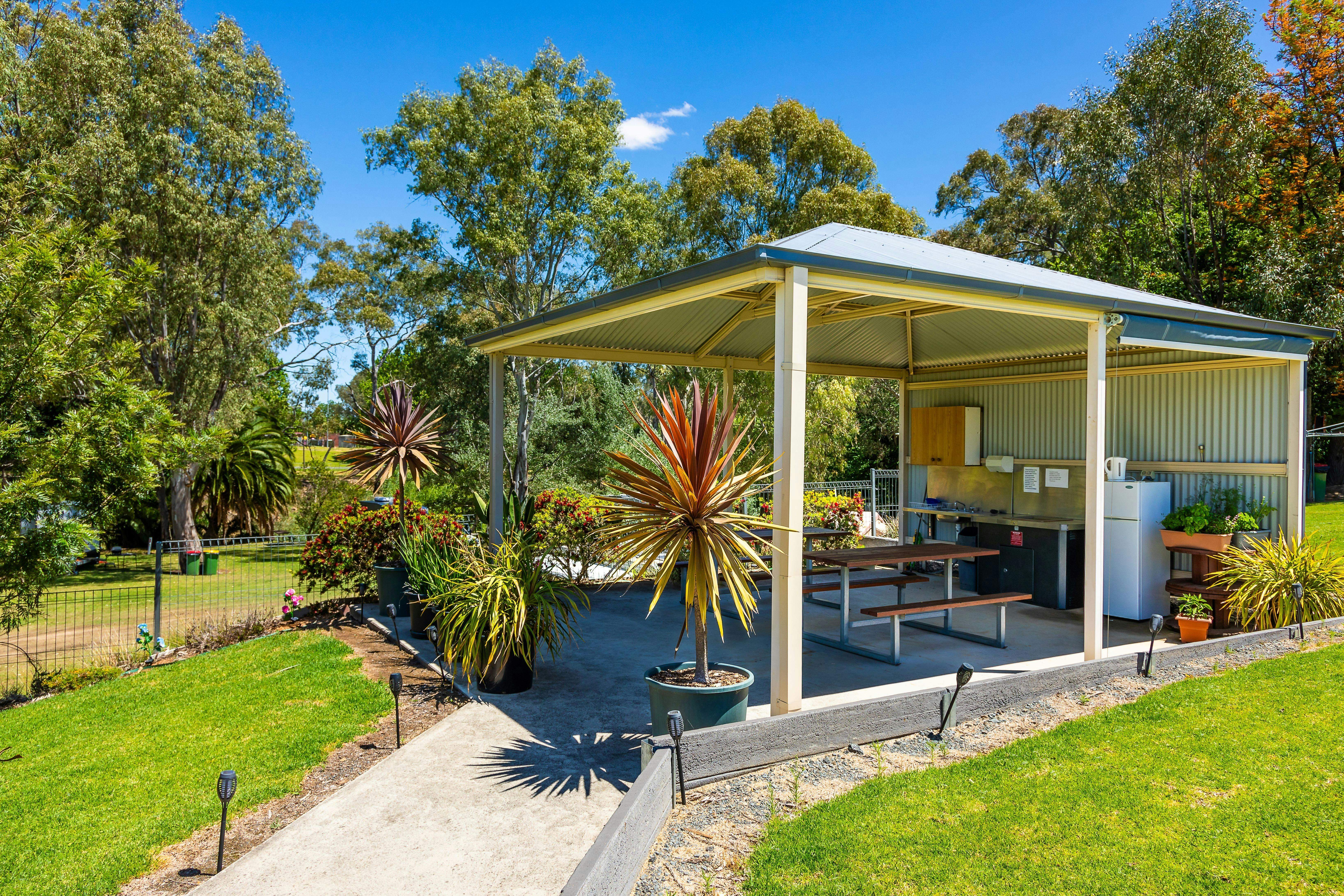 Cd367F1201Ede7666Da0Dd059A8A2Df4