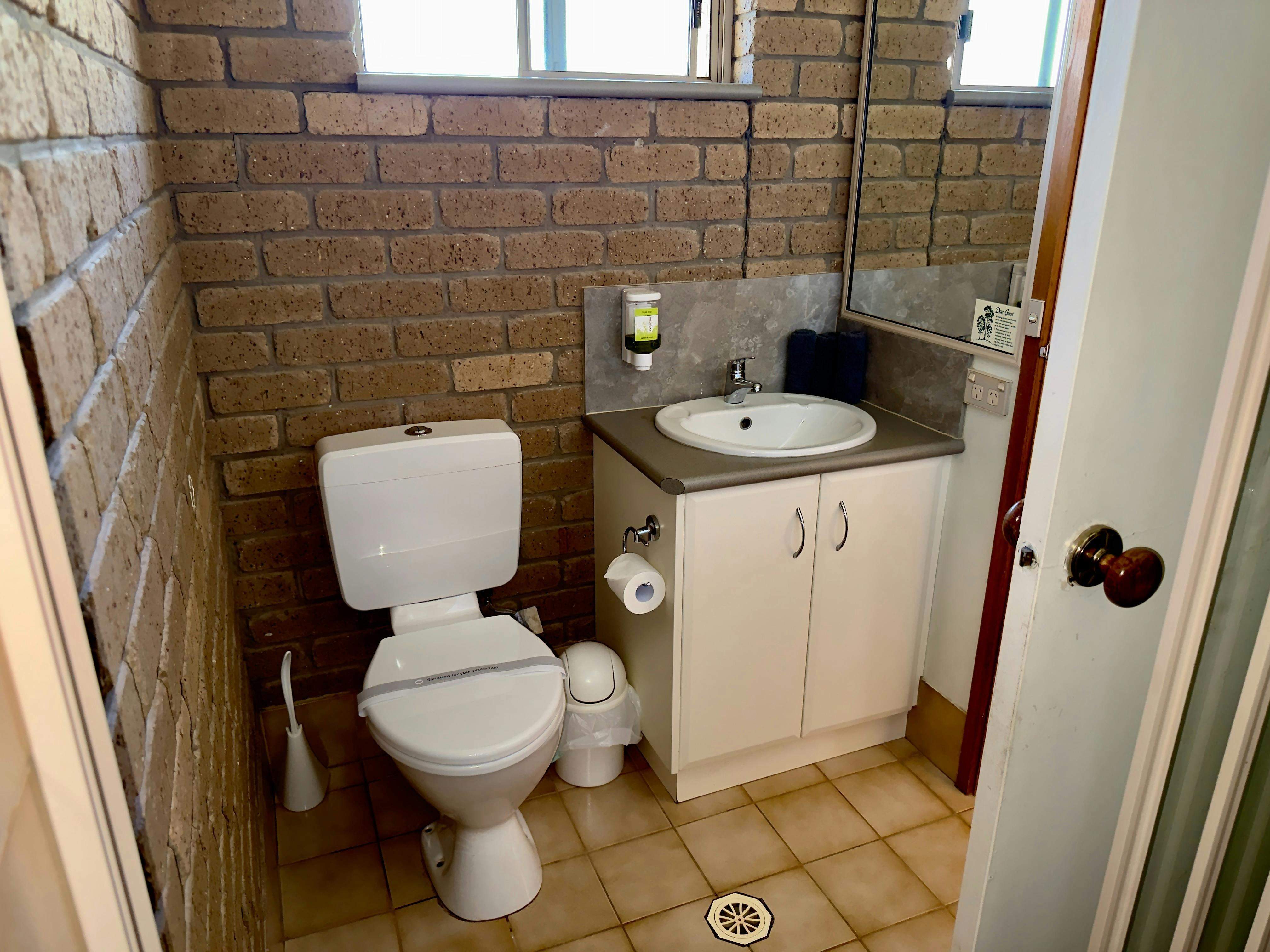 758Cbad63C9Bd9A23D9360172165476D