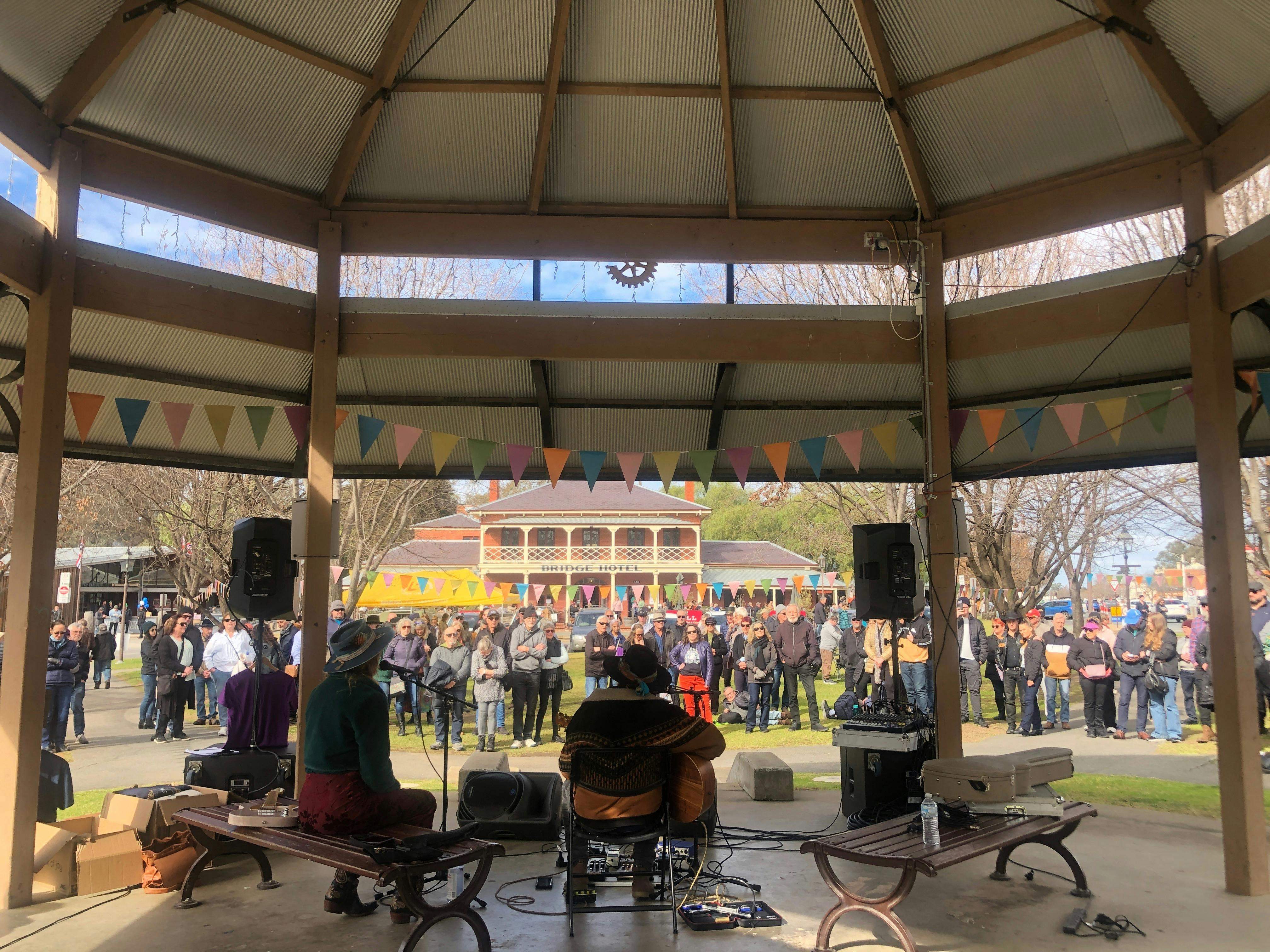 700De6Bbe322D84A0B3429968202B6Ab