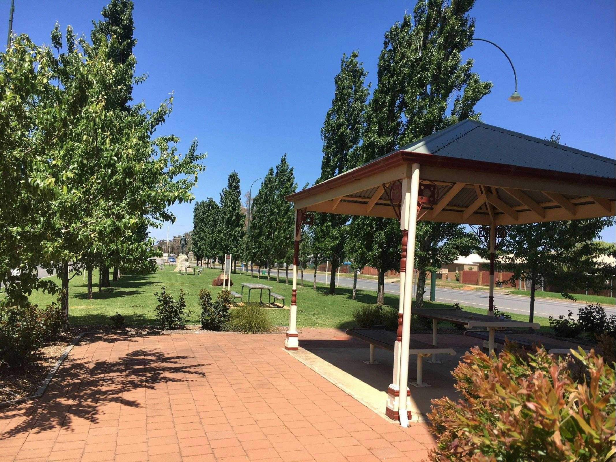 D145Ffddafb80701A85Df5C81194D8Bf