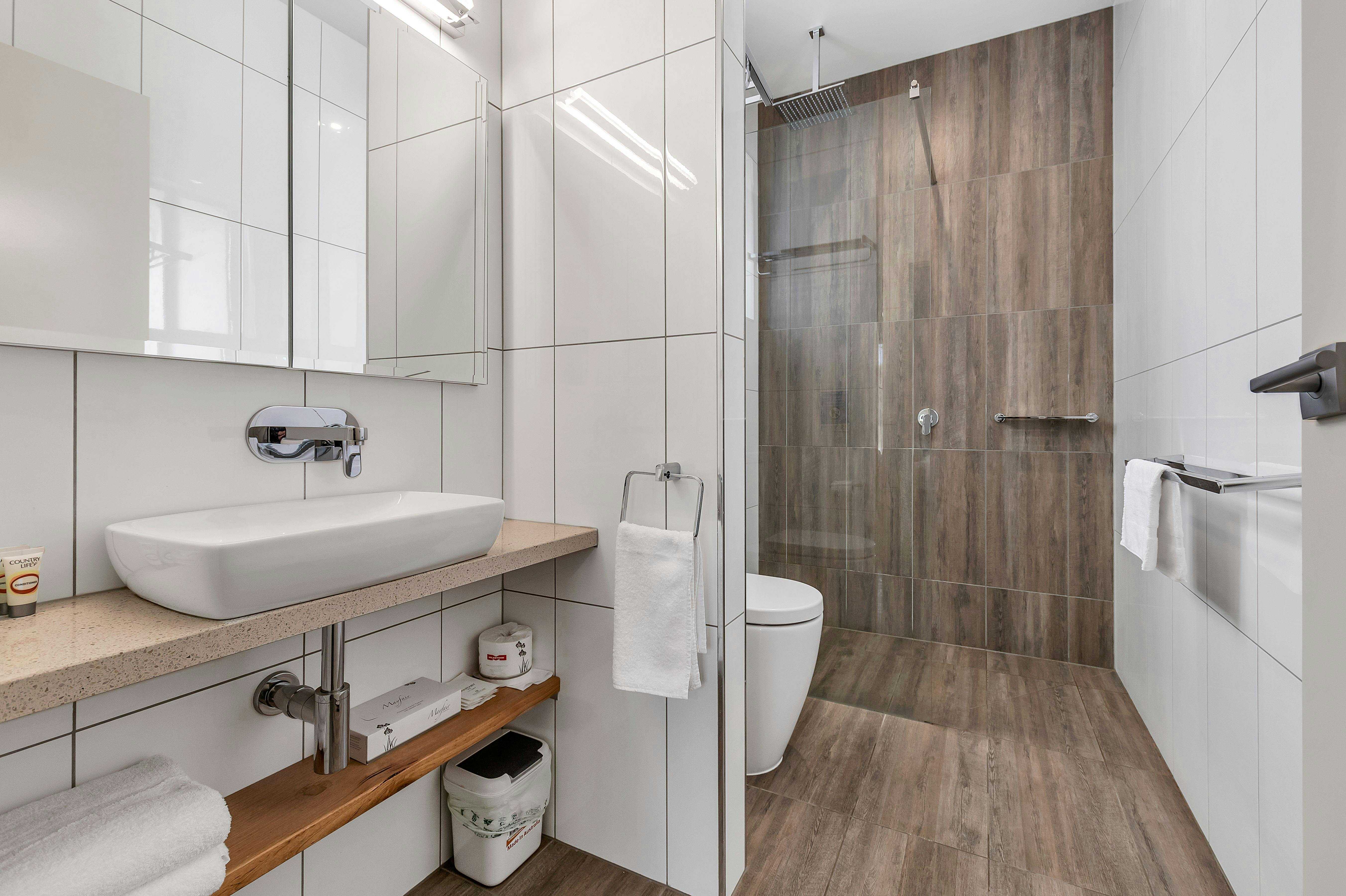 Ed7B82D5F417C968E0F9F6D25475Da40