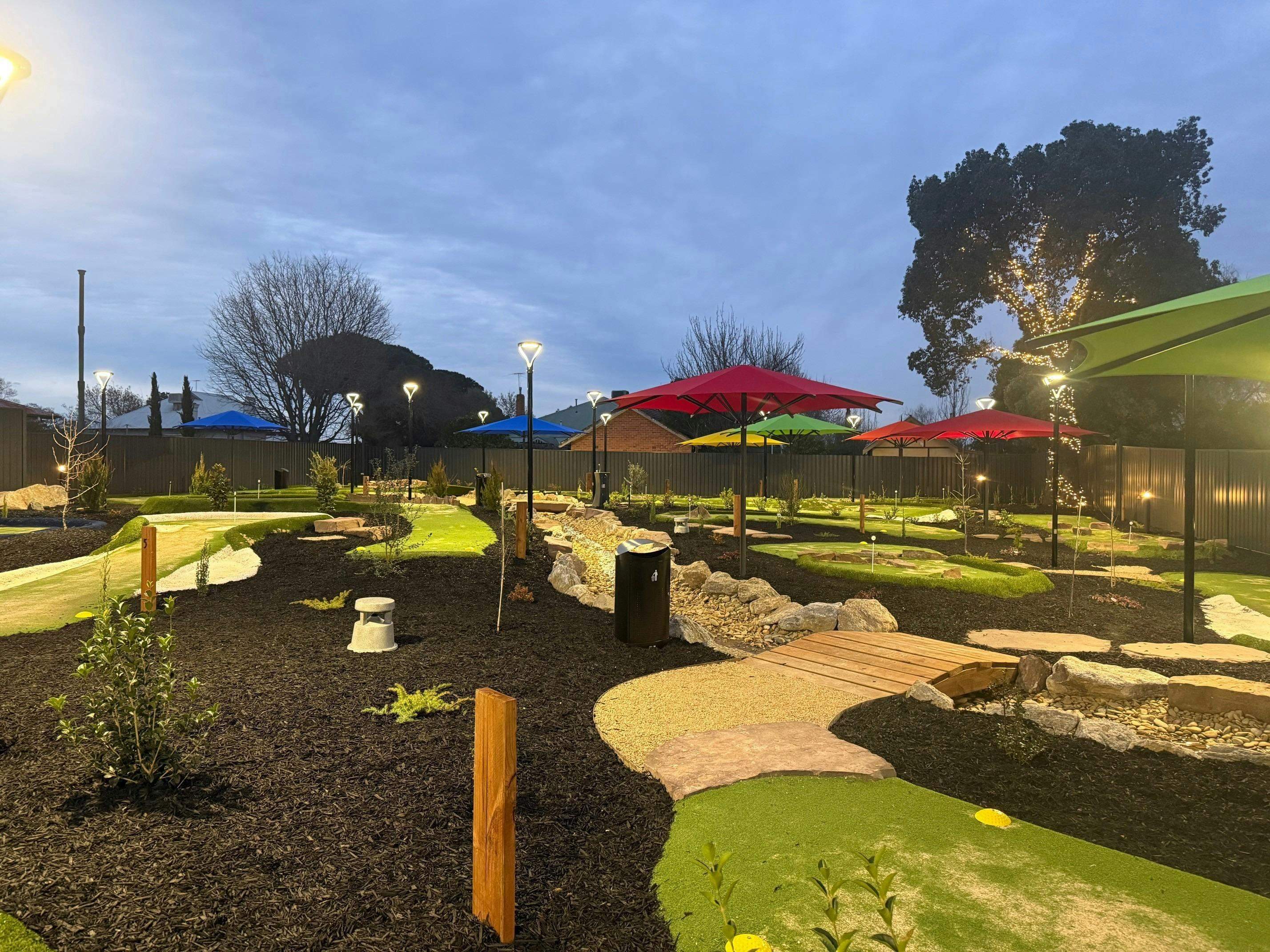 3B7F33B02764E2514E37E321A4E1B51D