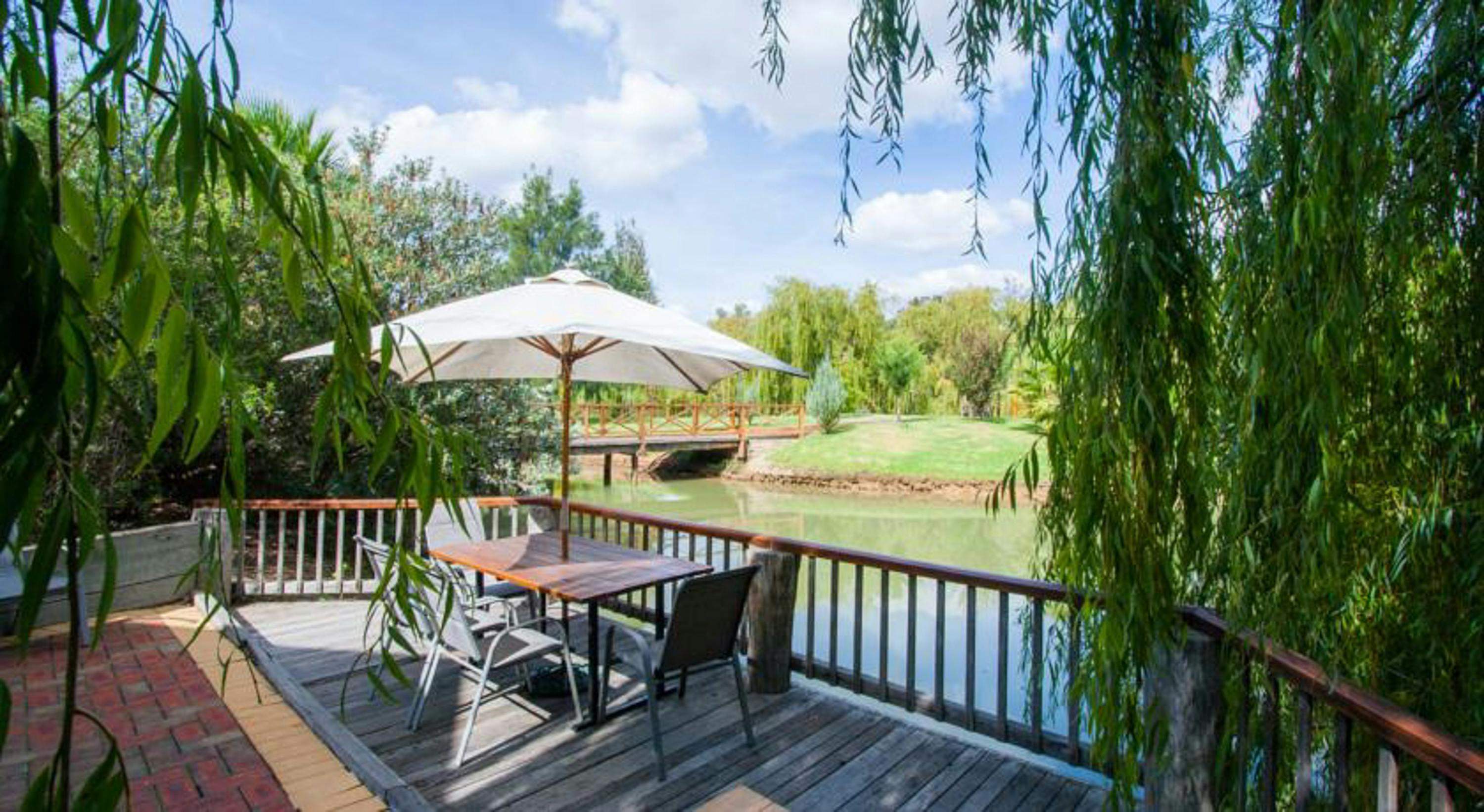 D000Eda4E52Ba43Df2C06C56Aab8B2F1