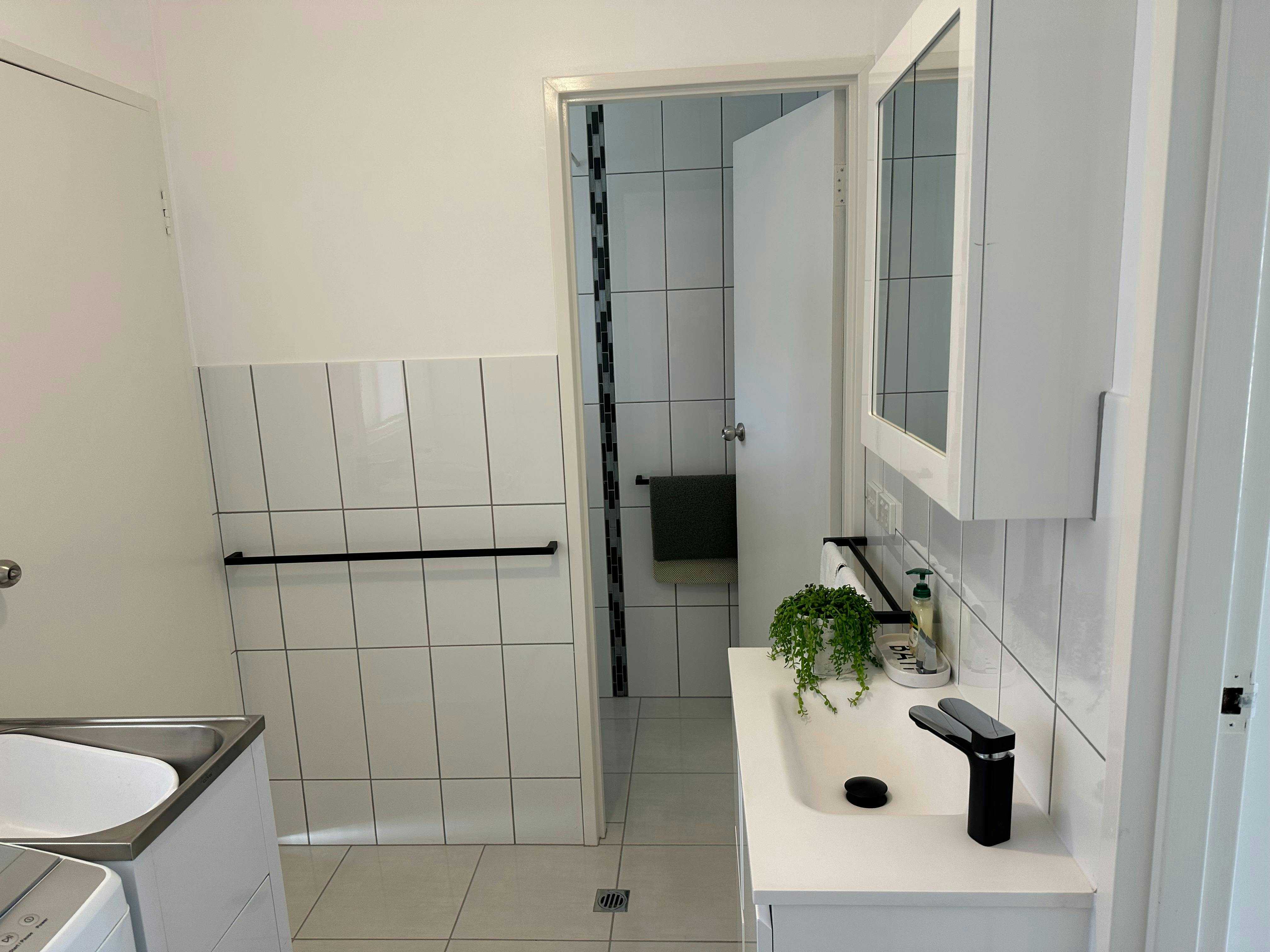 D5241E02Ca873E7264D1Ec6152331011