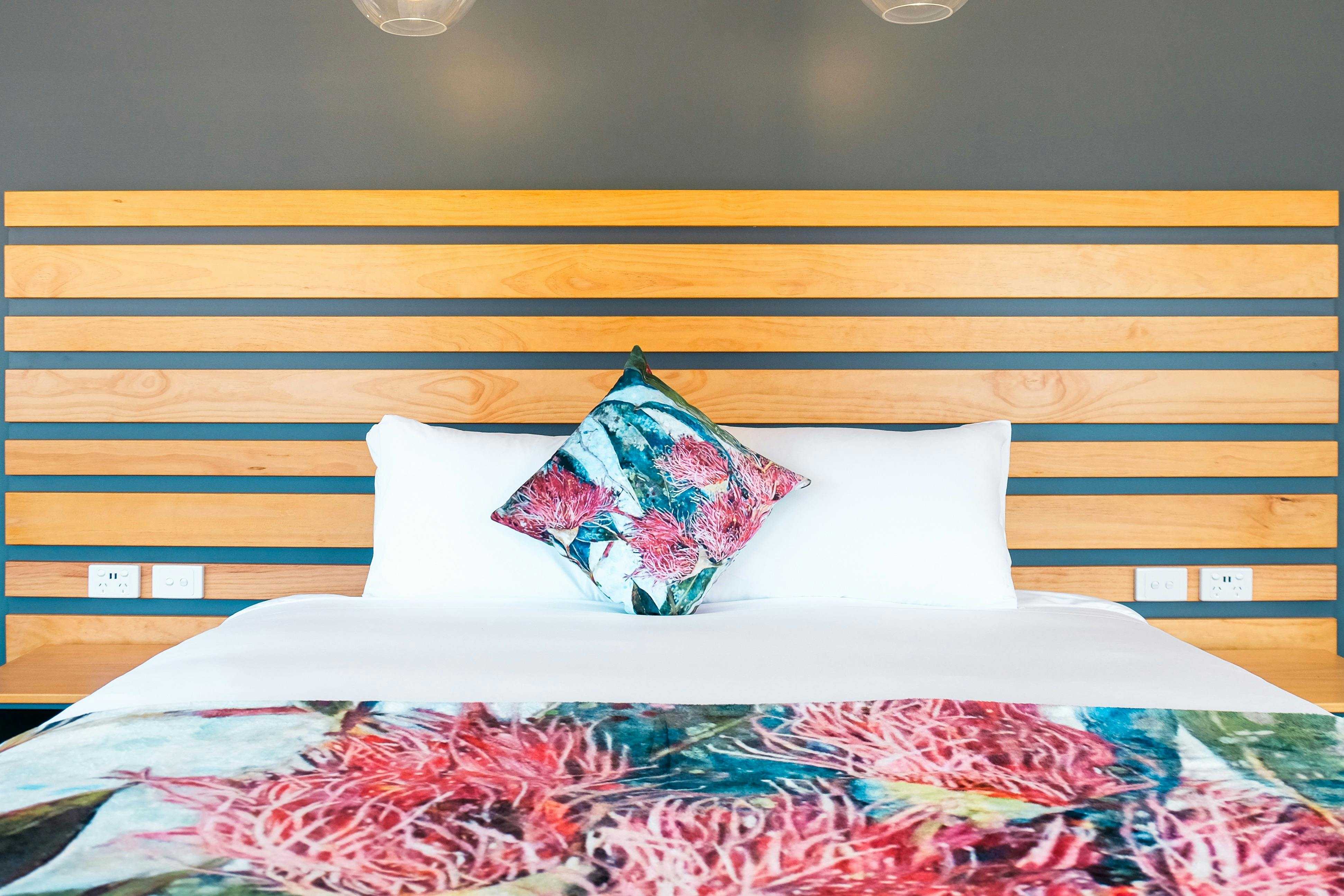 6699Da2833F5F4F31Eb27F5D5Bebc0D0