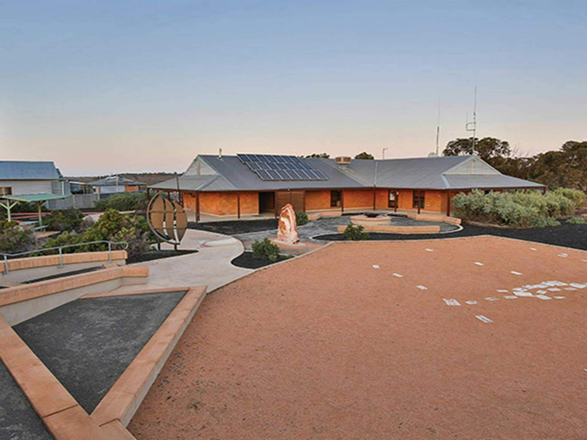 Mungo-Visitor-Centre-04_1Msaji1