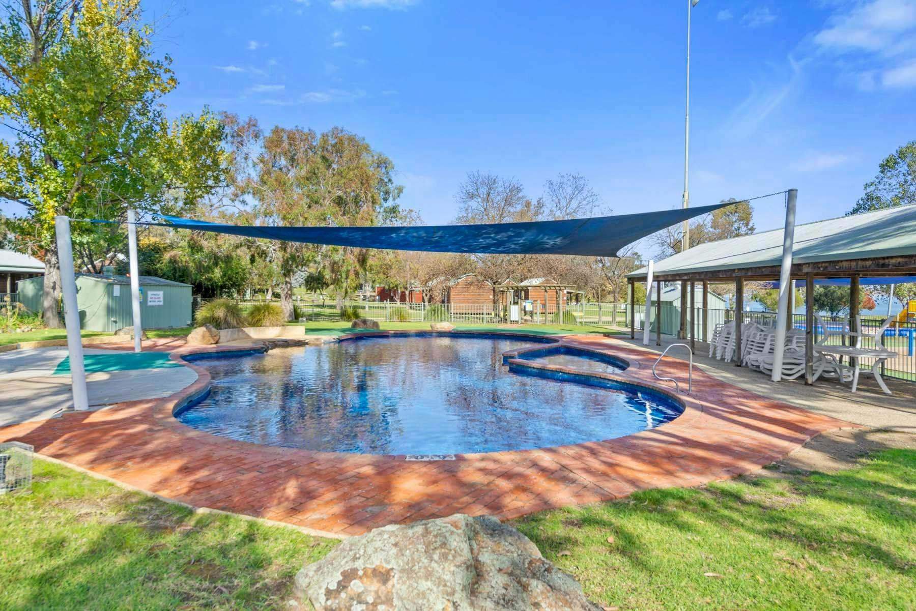 87D913528B441162A0Ade99B3C7200A6