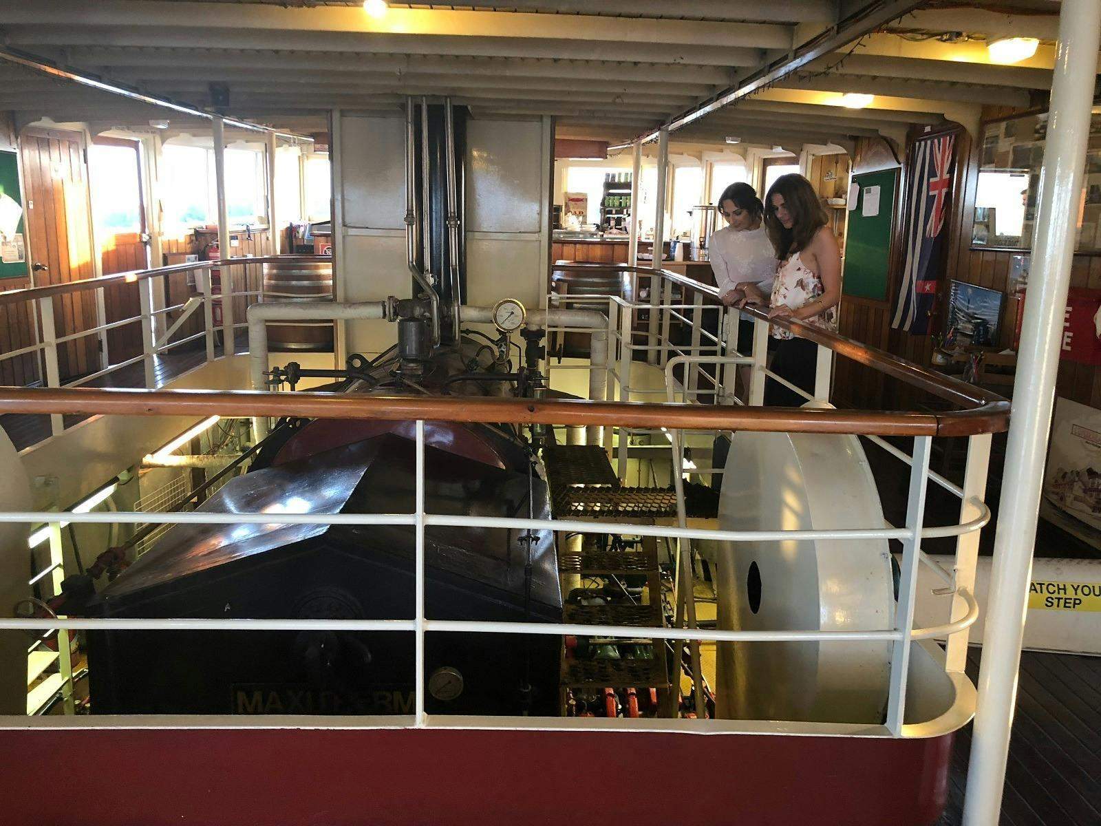 0D995C1D0Dd4882600F8Af423Fd46E4E