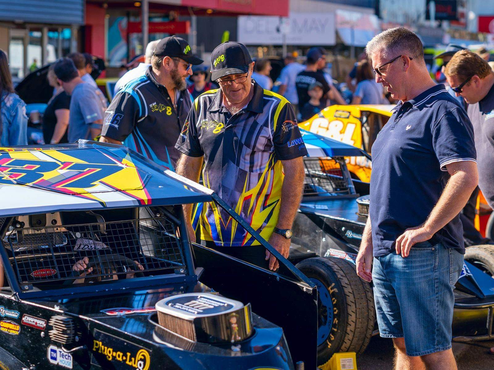 E94B7Dede6D0D32B8A9E7923638F8B7D