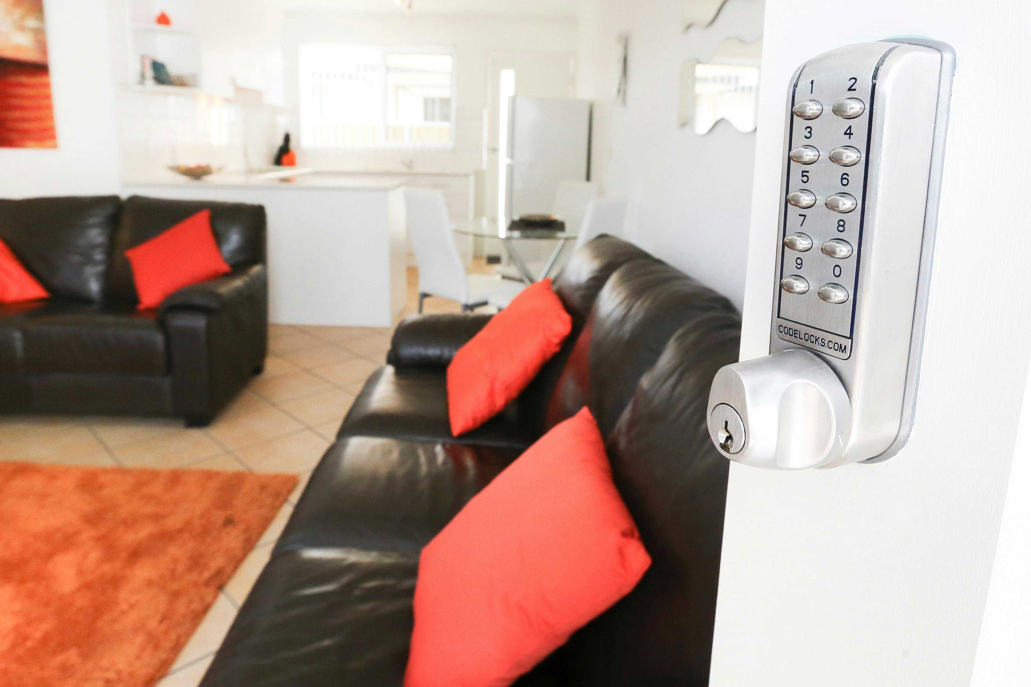 50Ce2E204A59995E599193C7C55F2Ca1