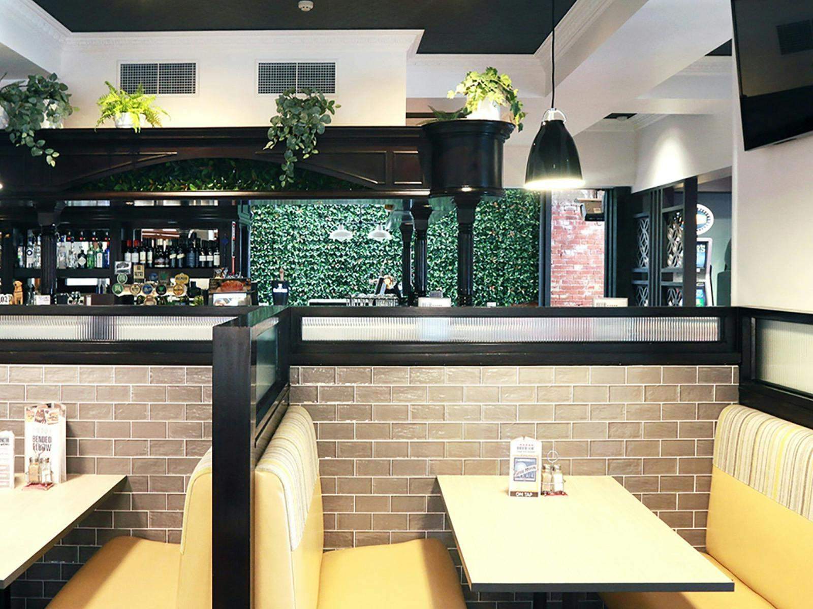 9889A07Ed5Bd90Ca4Cfdbca2802A94C8