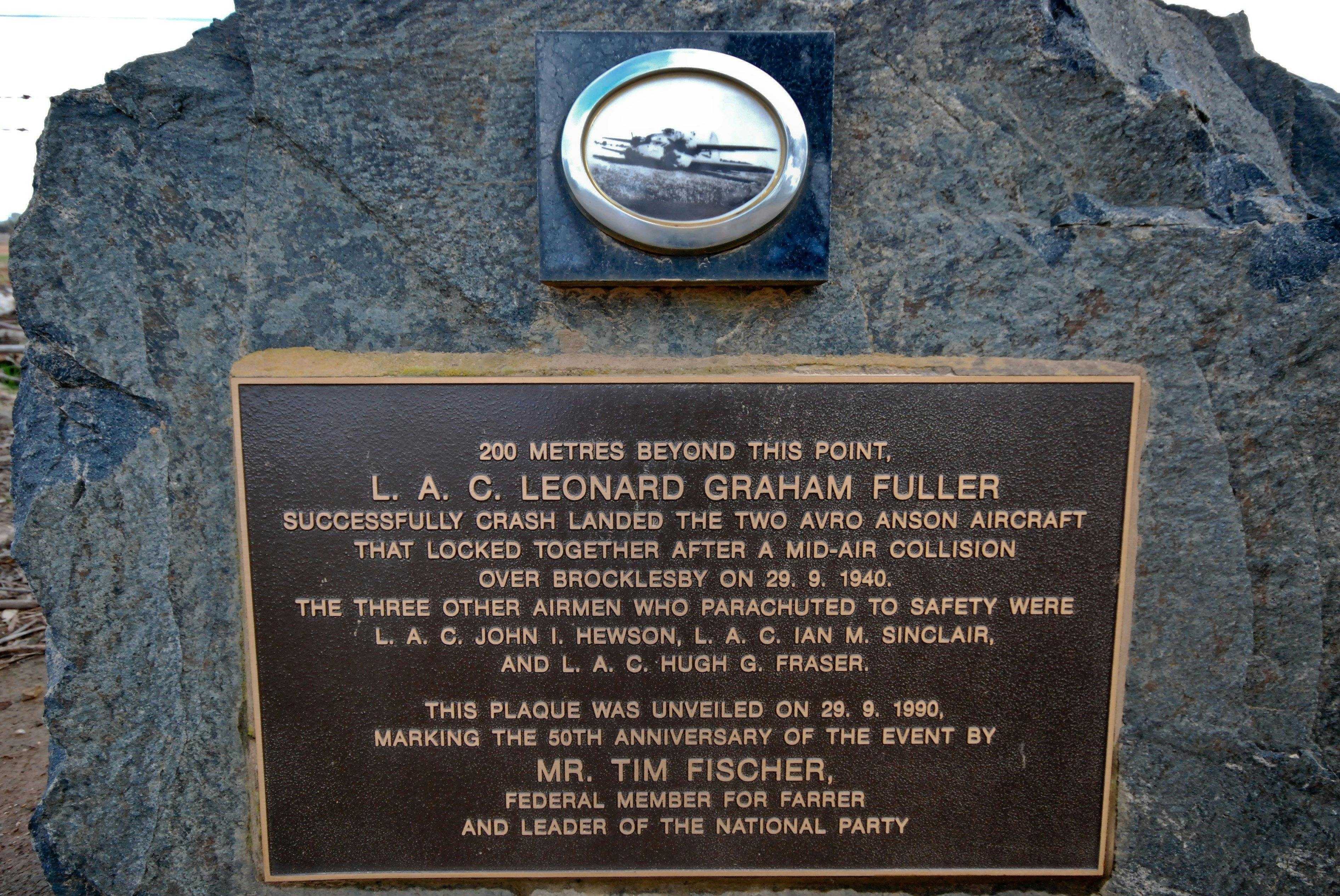 Original__9521811_2640_Avro_Anson_Siteplaque_Brocklesby_K_Oz2R5Lq