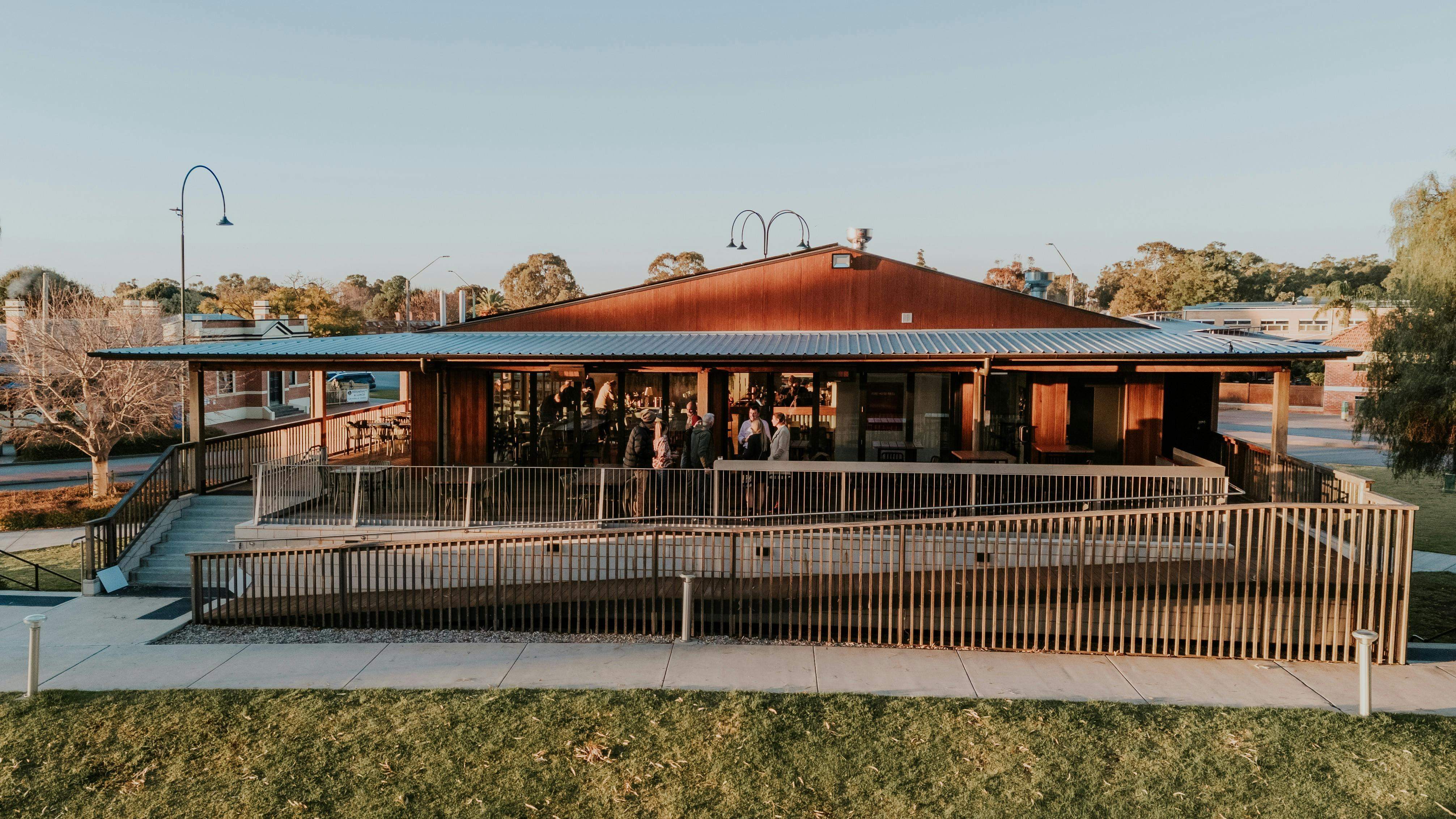 Ff5C906Ea186Ef66C08043B0Ad02B046