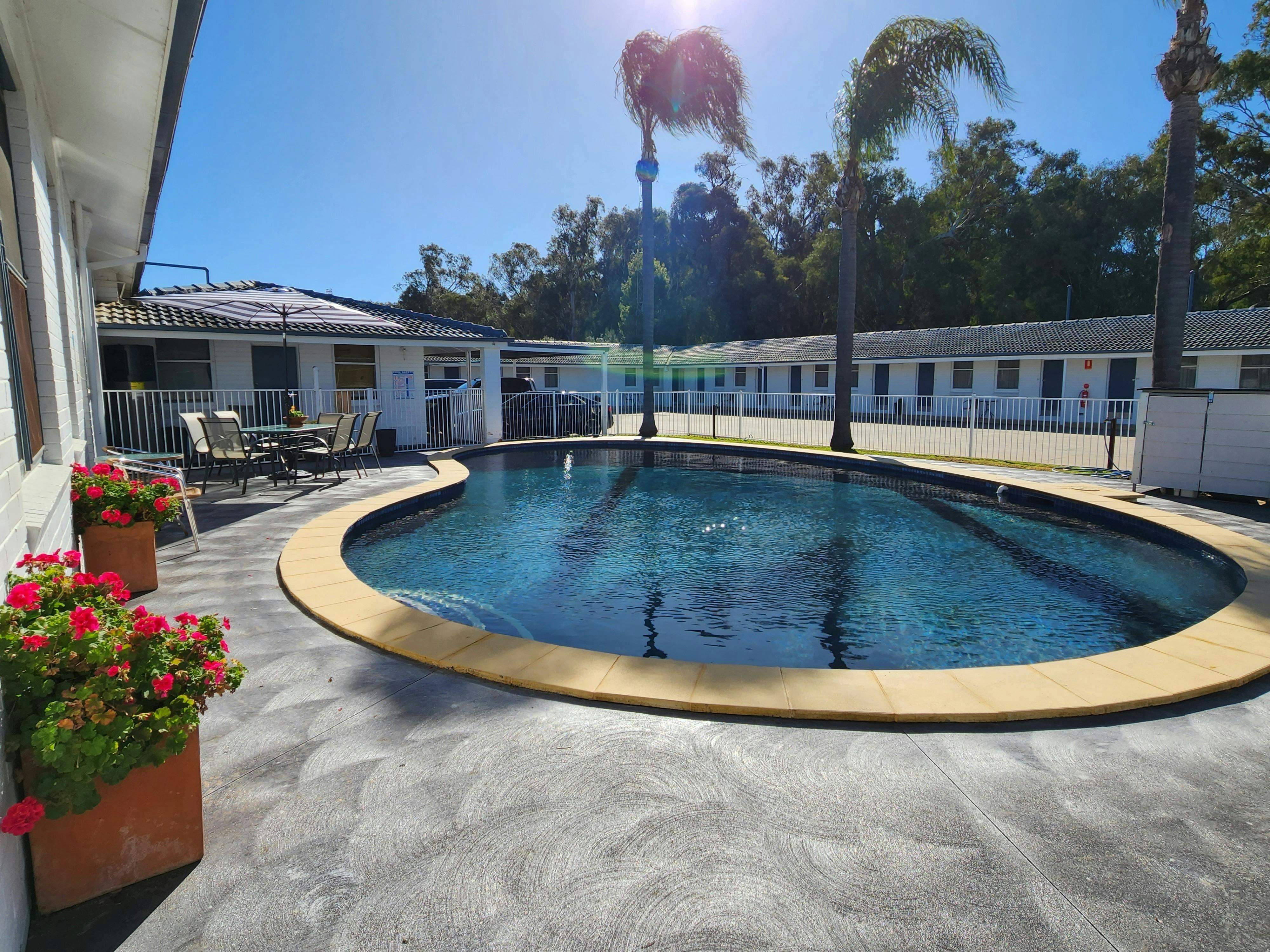 63B7C0F82D76997Ee72A67Ee2E6Fdaaf