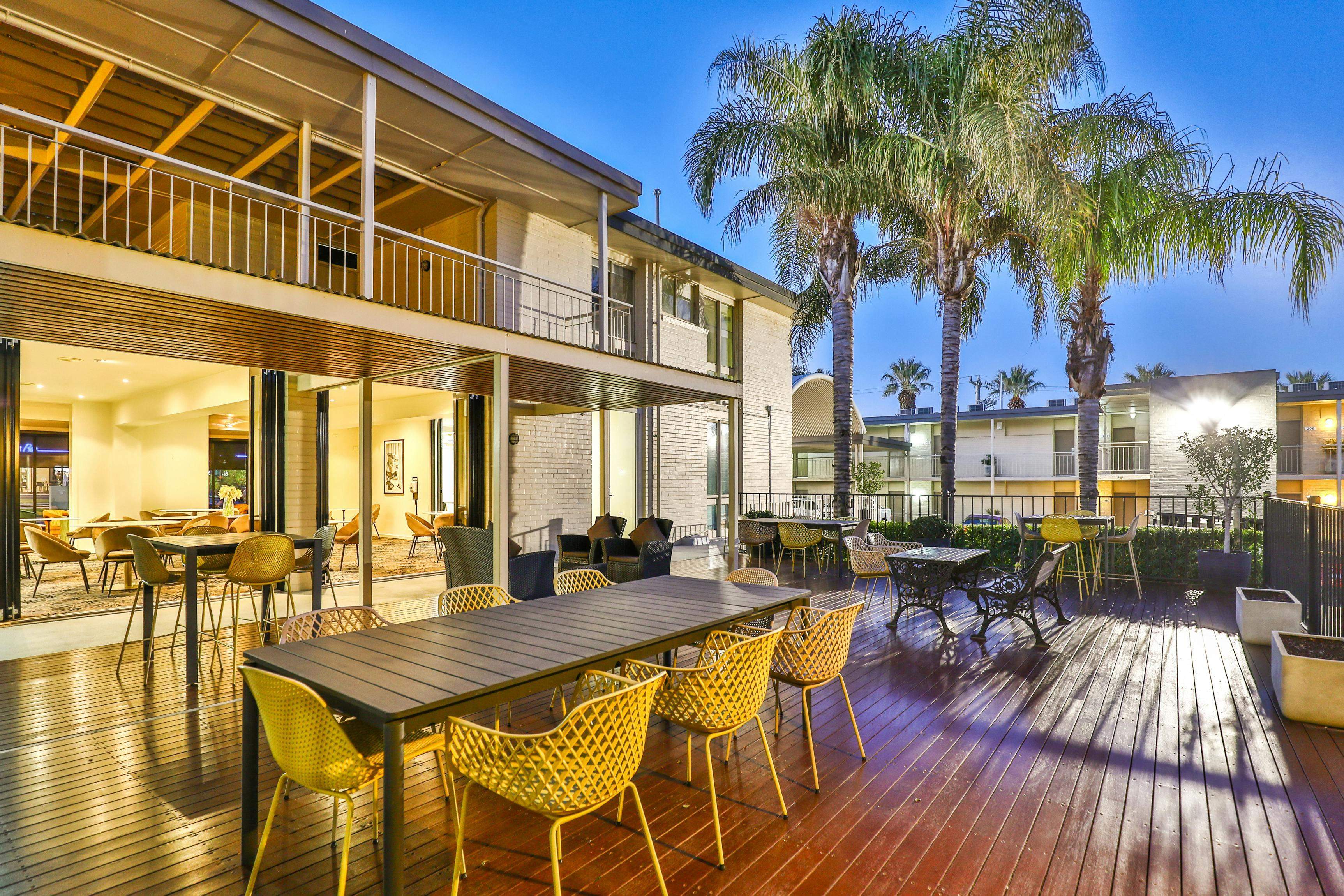 3E54F2B84F079E25380B7F768744491C