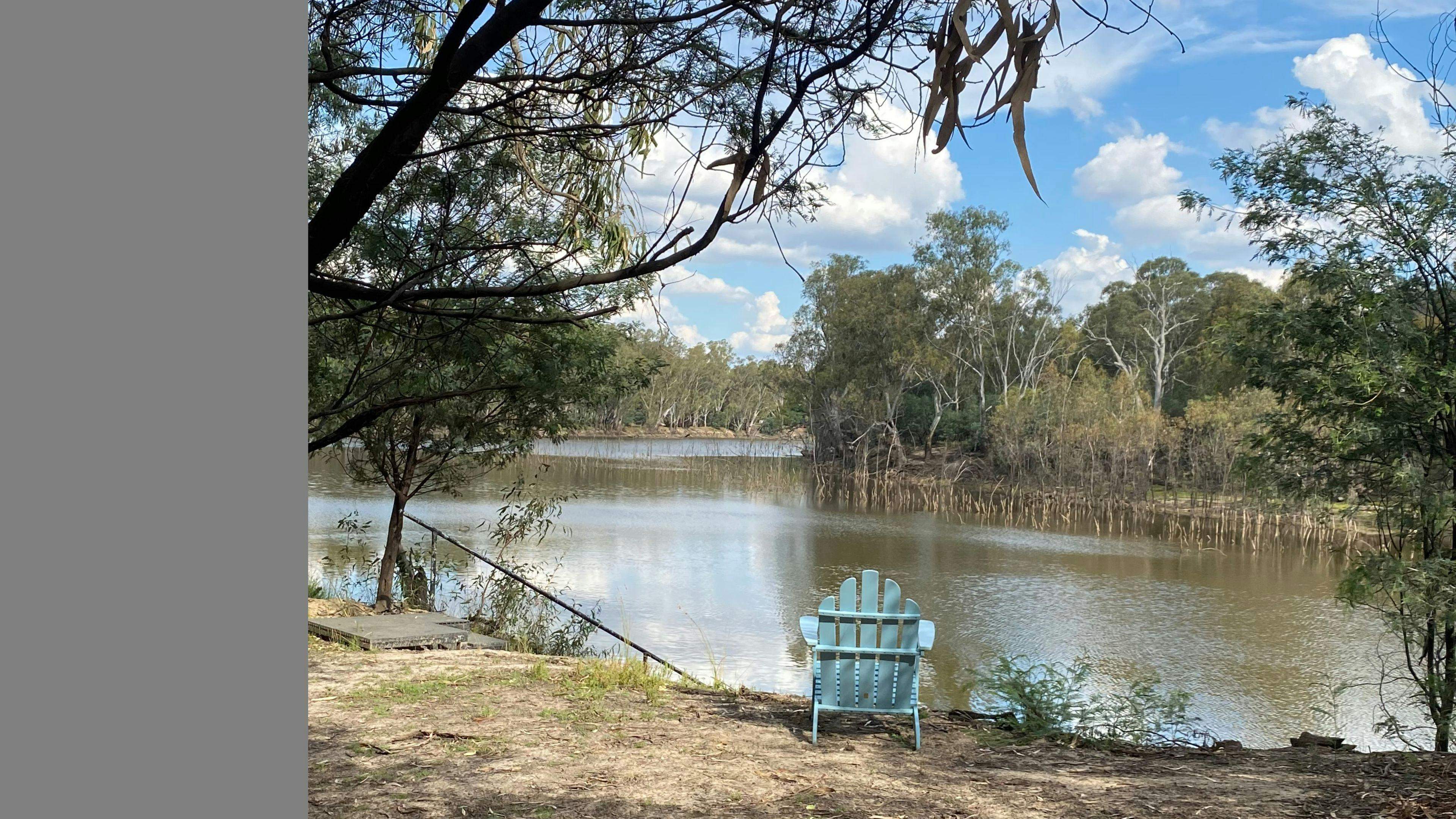 Tocumwal-Chocolate-School-1-Glamping-Tent-Riverina_Tm38Sxb