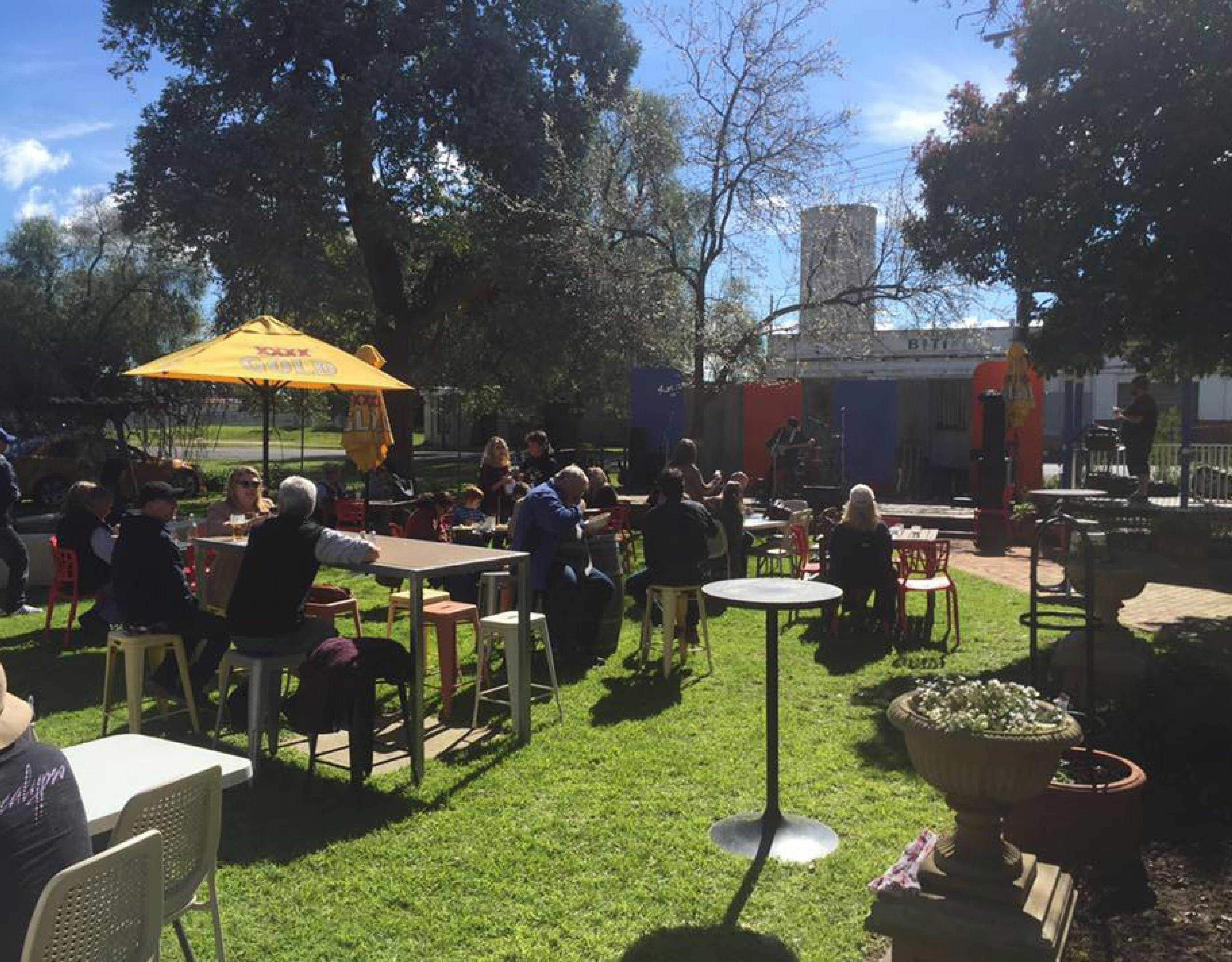 12A1Fb382Ee79Bd7Da4A77C7190Acfa0