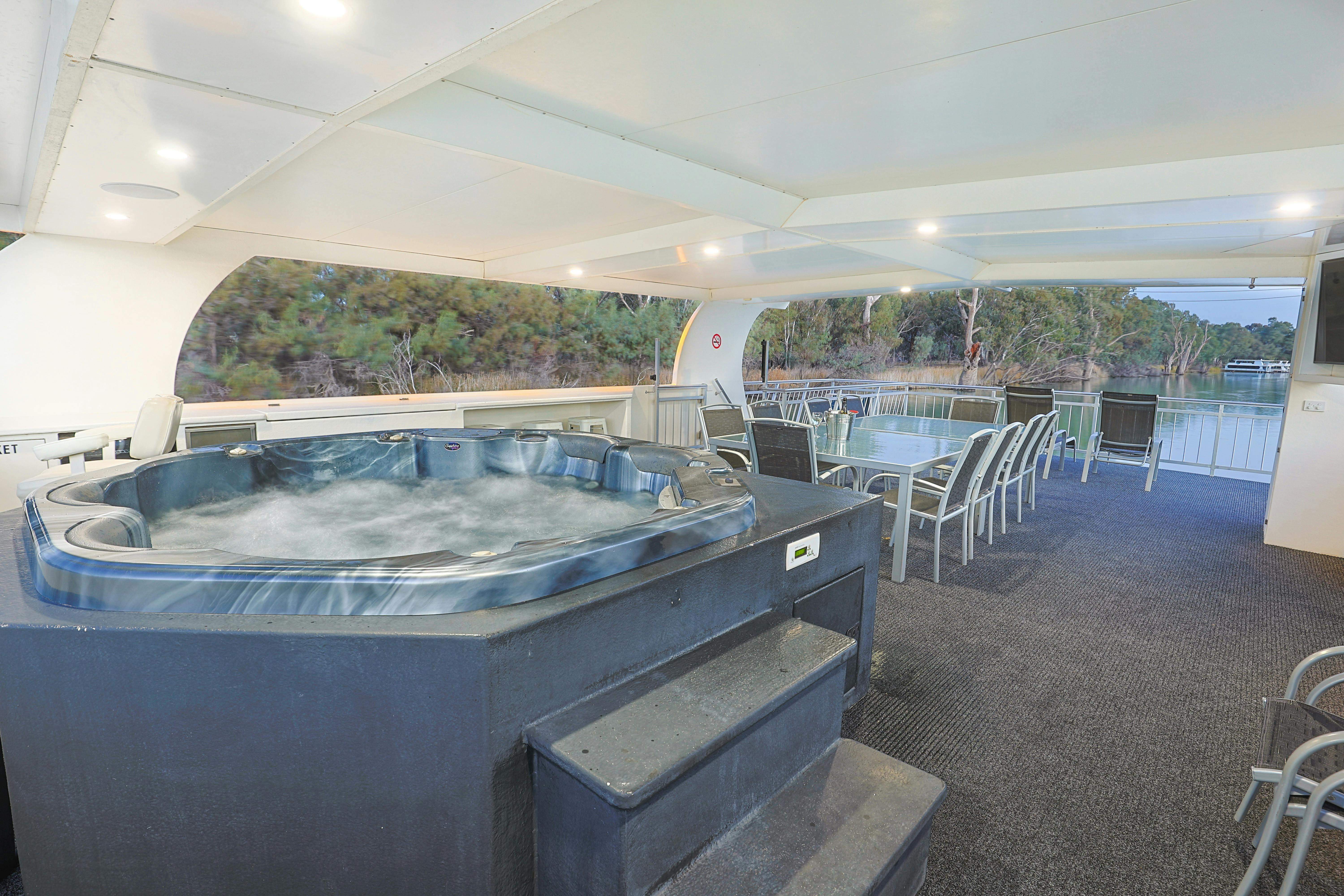 9585E044D9195D189112498E6B9B01E2