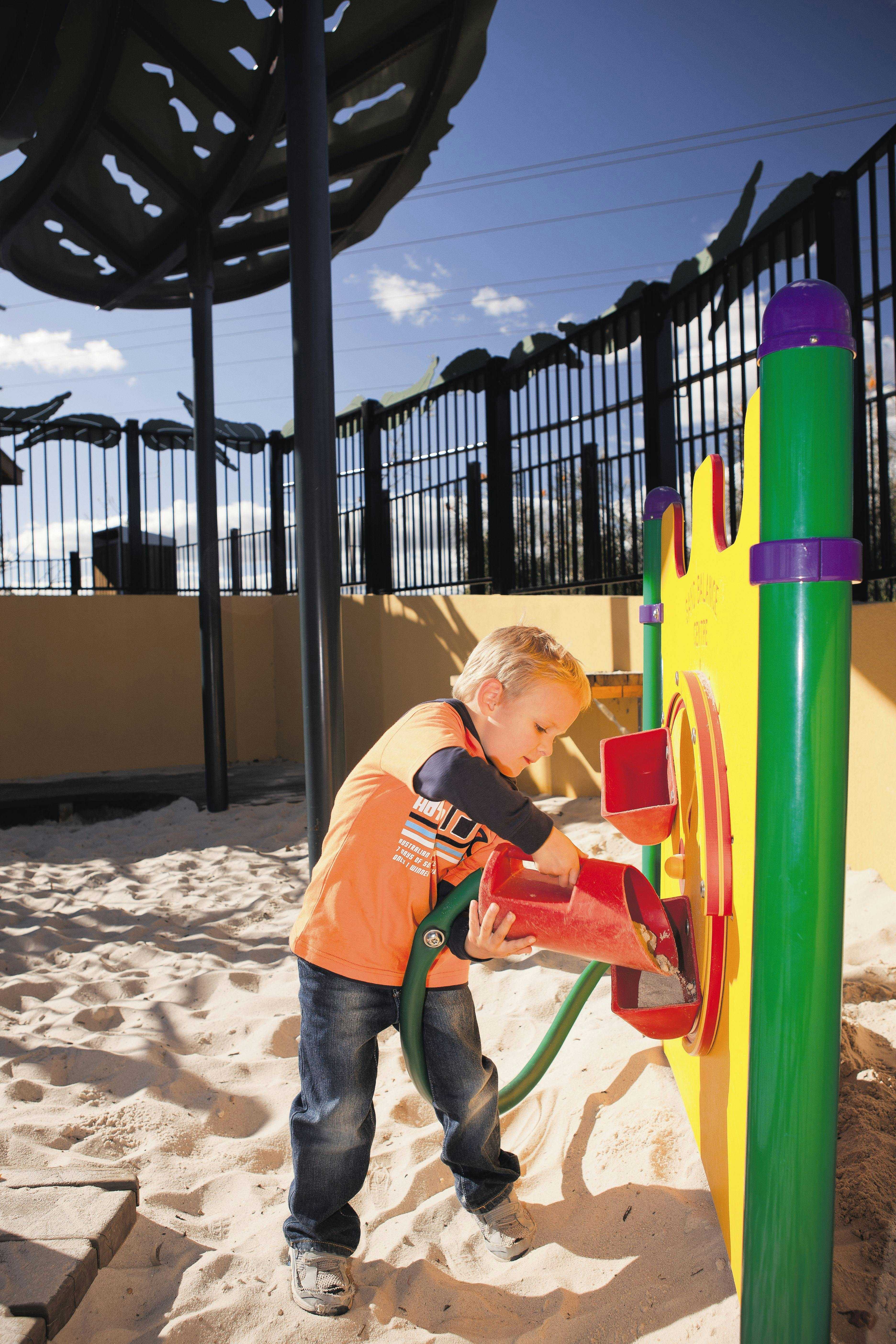 Original__9613916_Bt57_4Z4D1375_Cmyk_Odlziyz