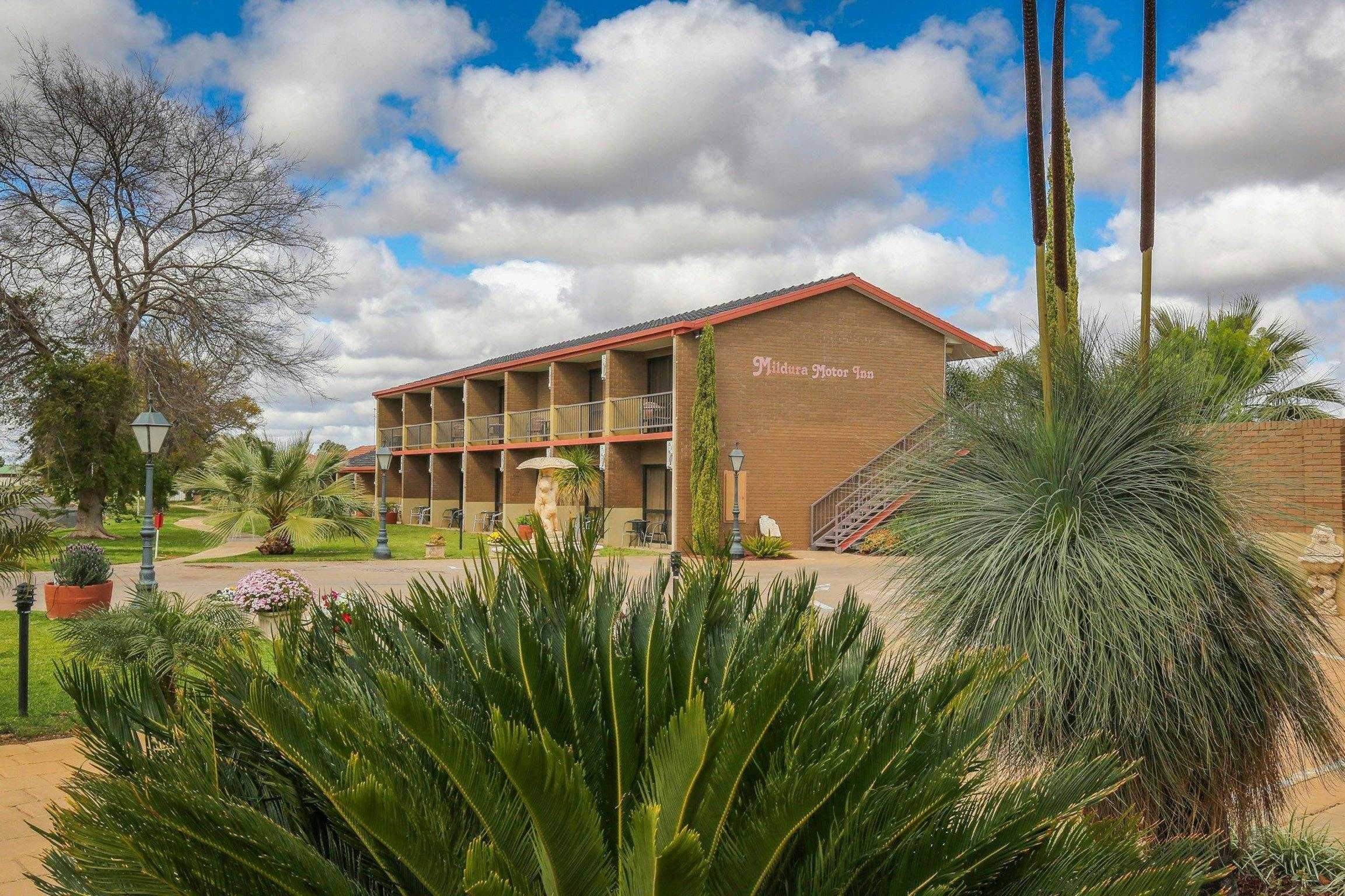 64F4412D589C8552Ba67C33C0F85Dfd2