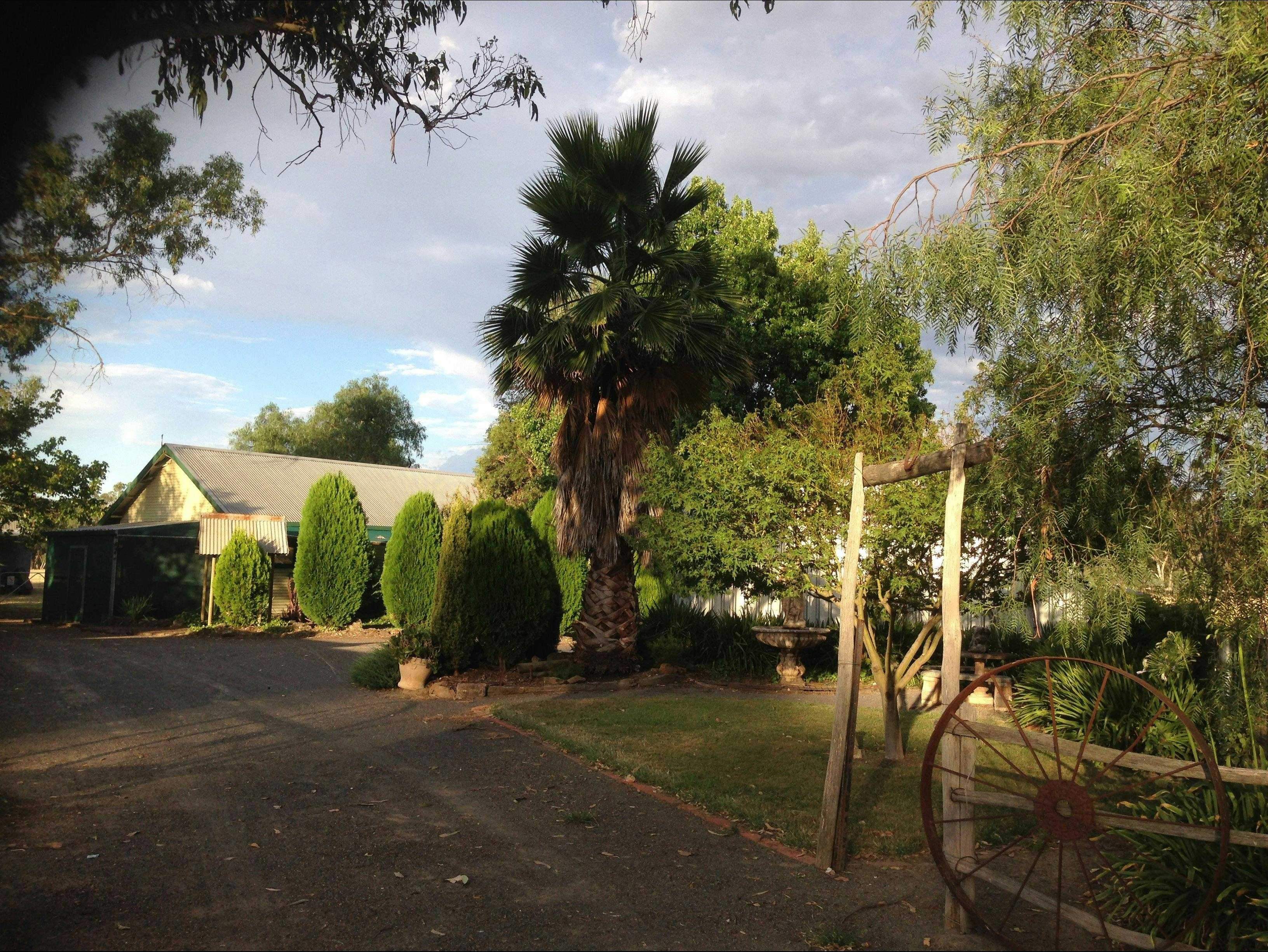 18A709D22Ba0A1Cf3Cb2Cb94F0Cd411C