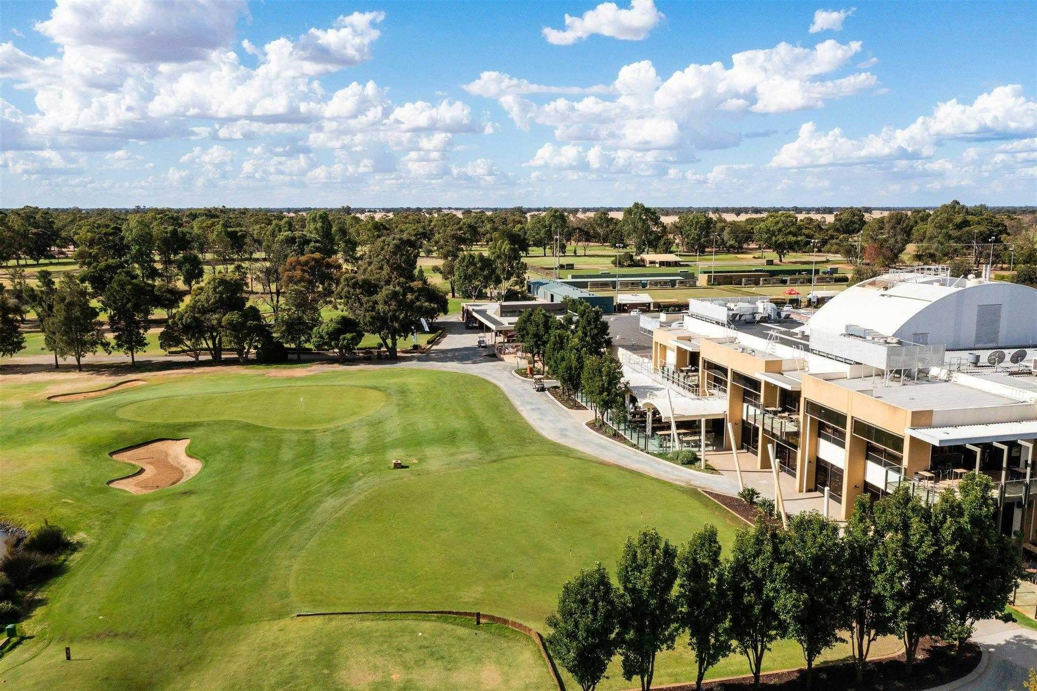 D73D4C05F60B91F40C8E3Ce8E13B2D49