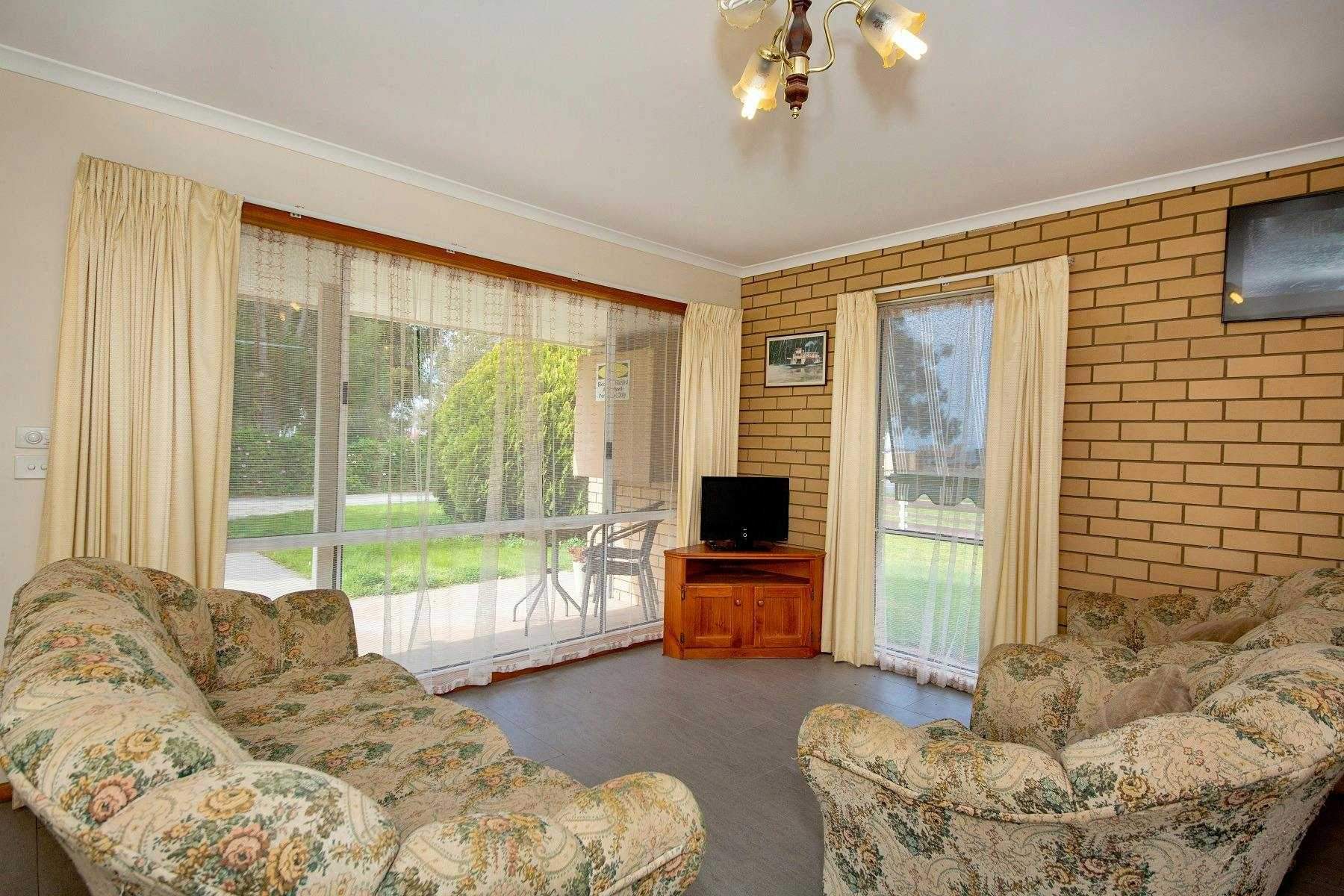 63F55Aca25A93260B59A9E8B9Daa4F0A